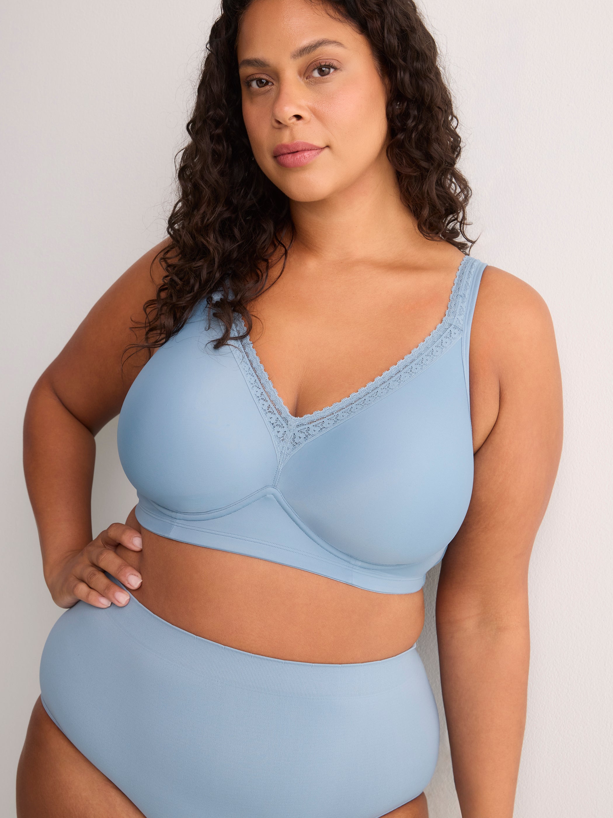 Blue Wireless Padded T-Shirt Bra with Lace - tiVOGLIO