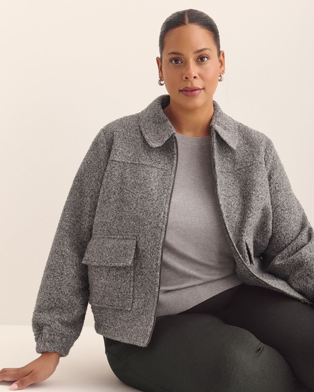 Blouson aviateur court en bouclé gris