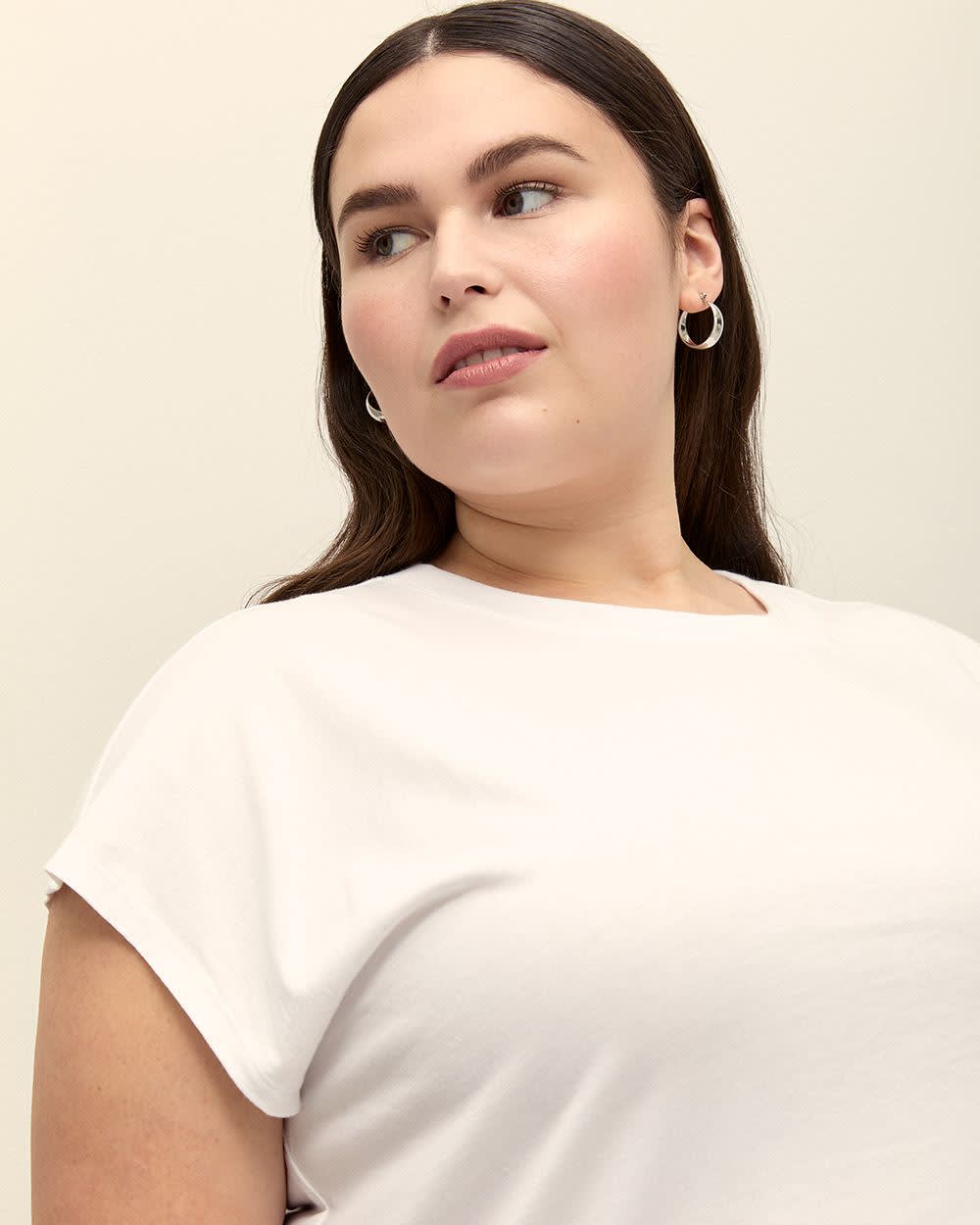 Extended-Sleeve Crewneck T-Shirt - PENN. Essentials