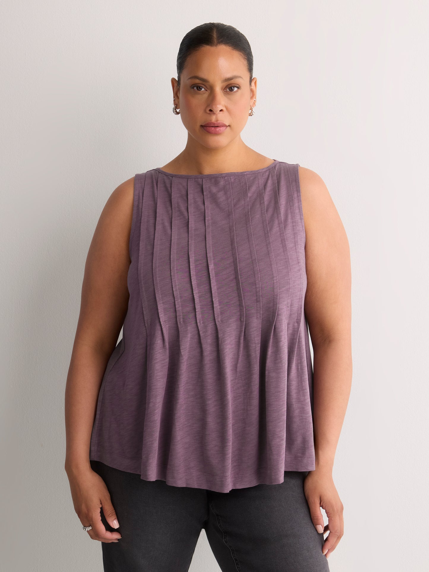 Sleeveless Swing Pintuck Knit Top