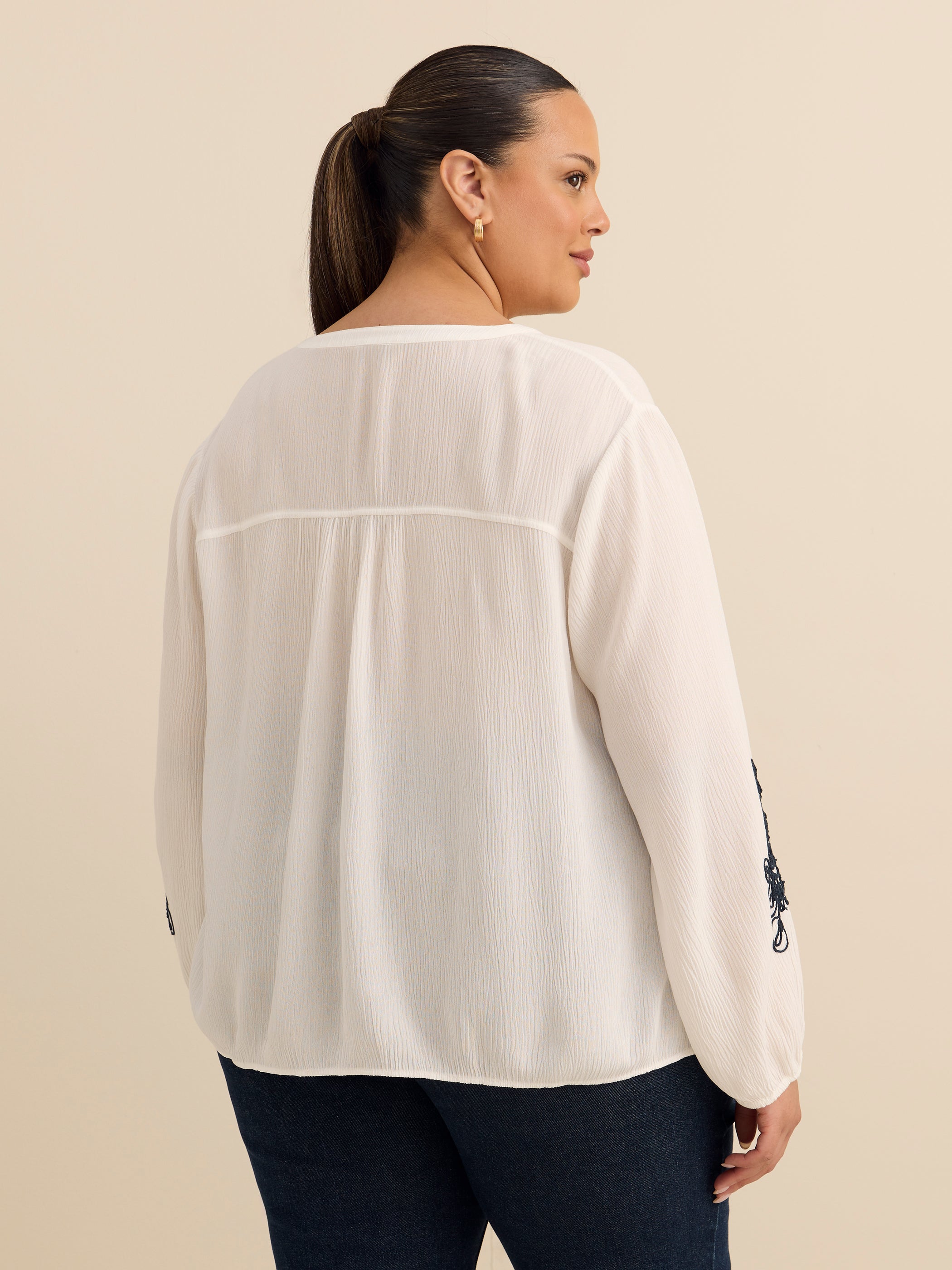 Blouse évasée boho à manches longues brodées
