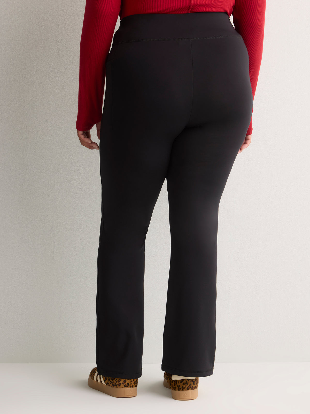 Black Luxe Thermal Yoga Pant - Active Zone
