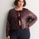 Cardigan court prune à paillettes et devant ouvert