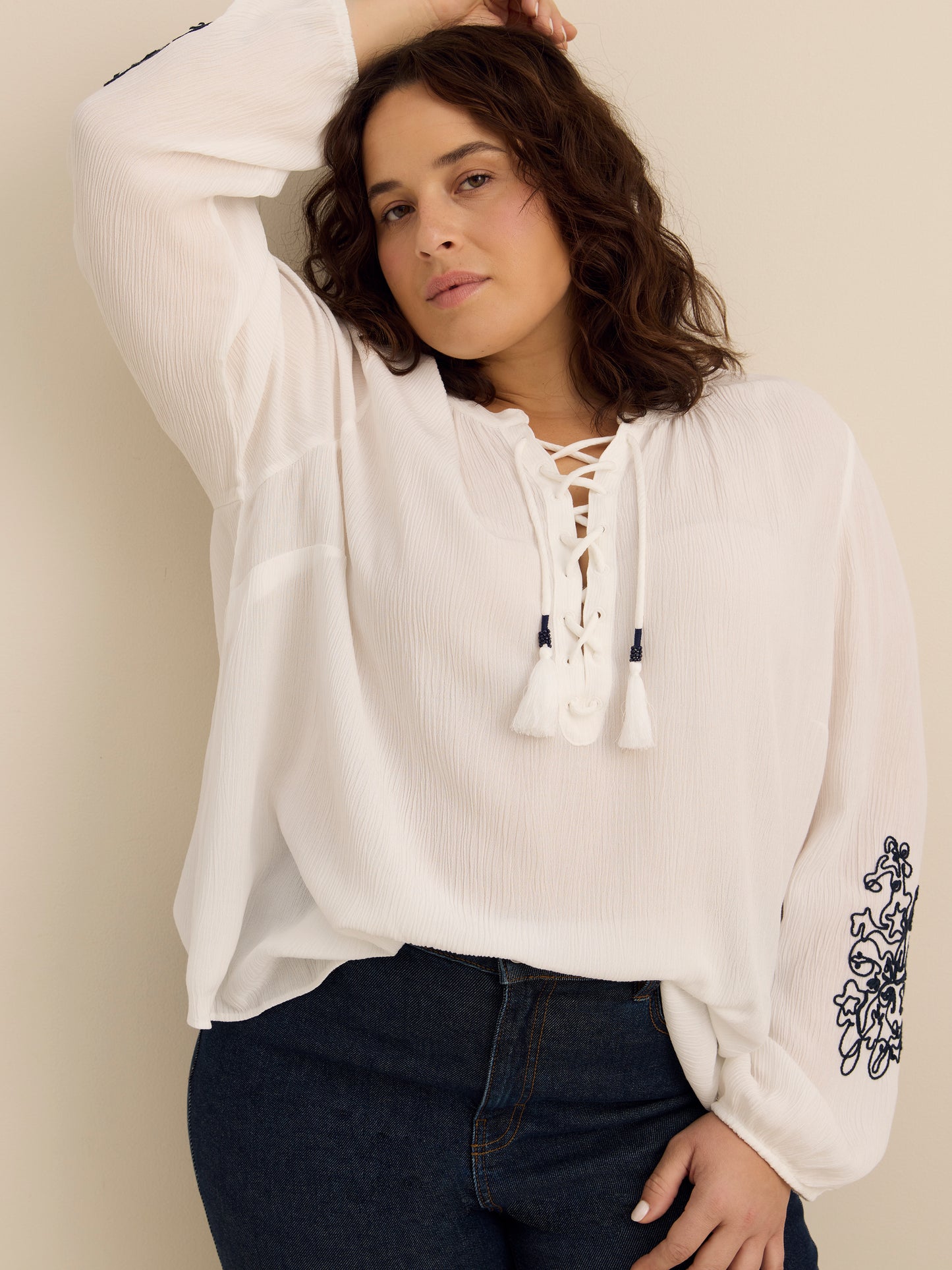 Blouse évasée boho à manches longues brodées