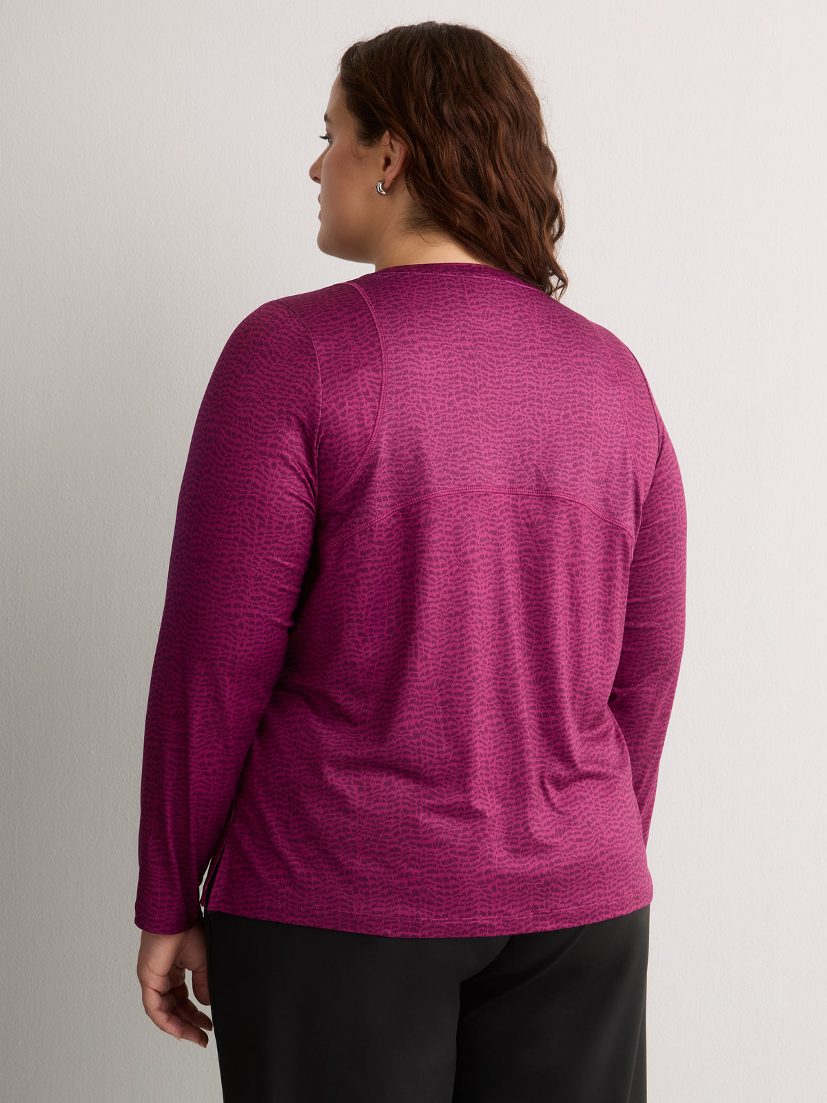 Responsible, Croco-Print Long-Sleeve T-Shirt with Back Insert - Active Zone