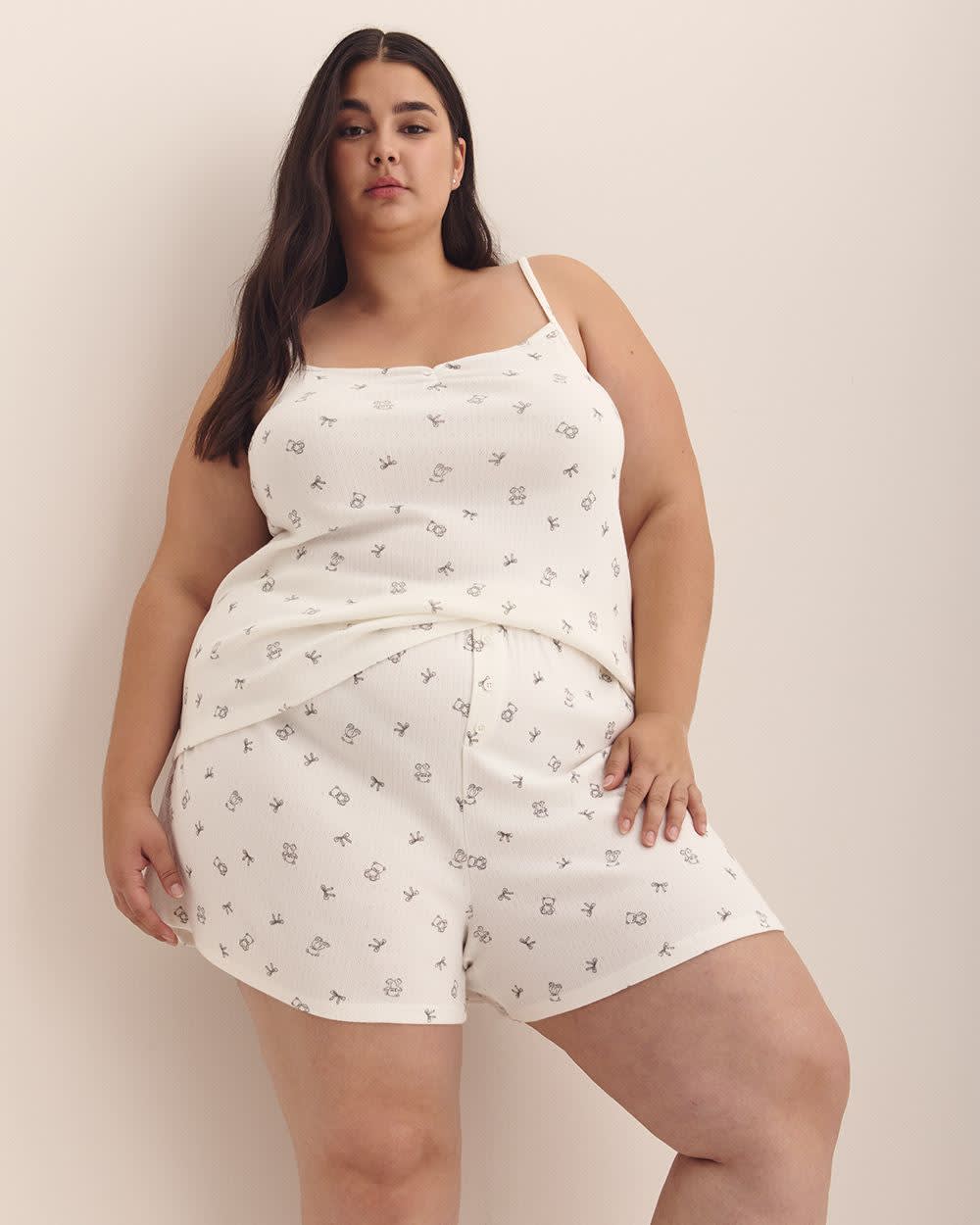 Shorty tricoté pour femmes Tivoglio – mélange polyester, bordure en dentelle