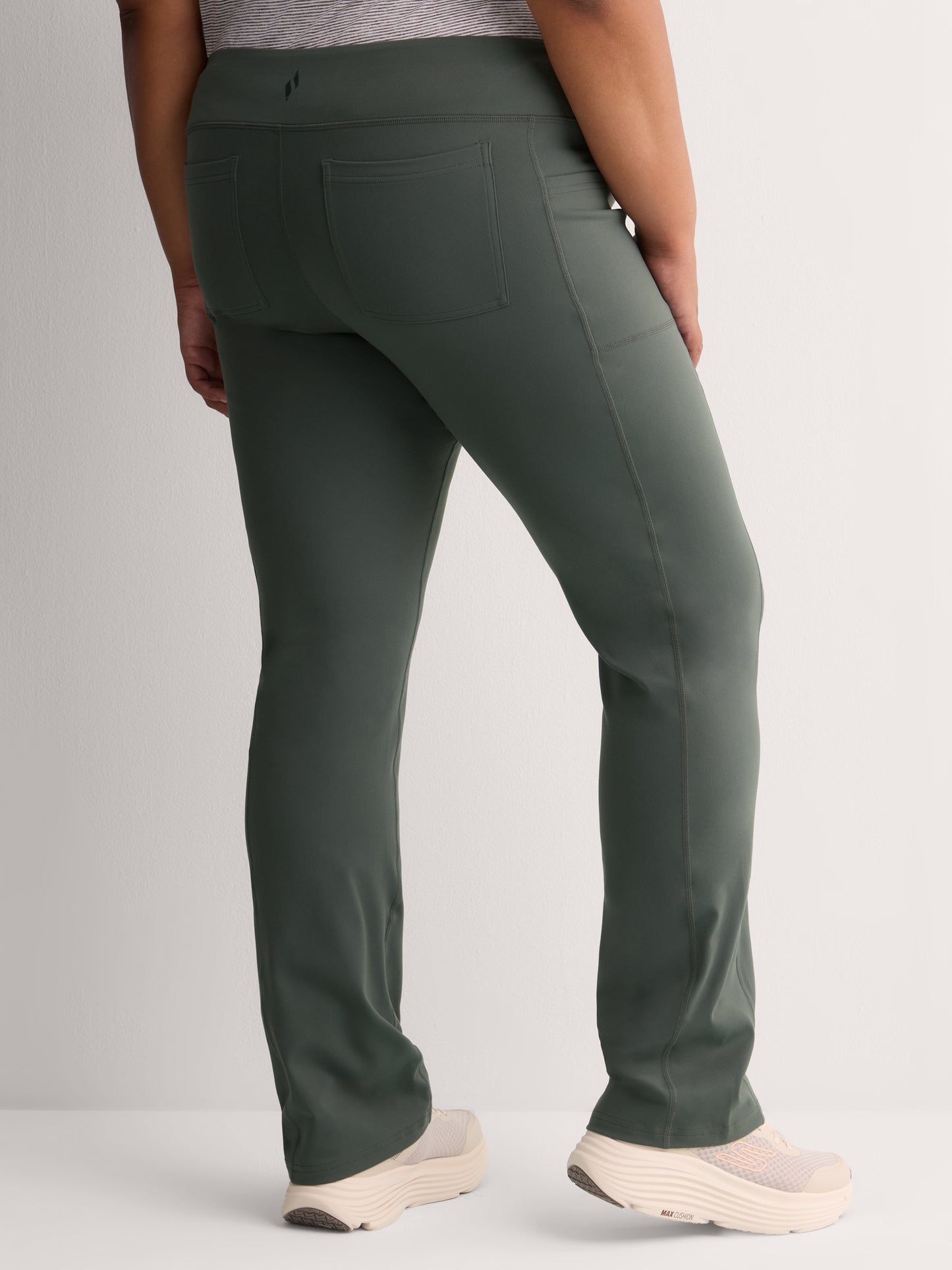 Go Walk Black Ultra Stretch Bootcut Active Pant - Skechers