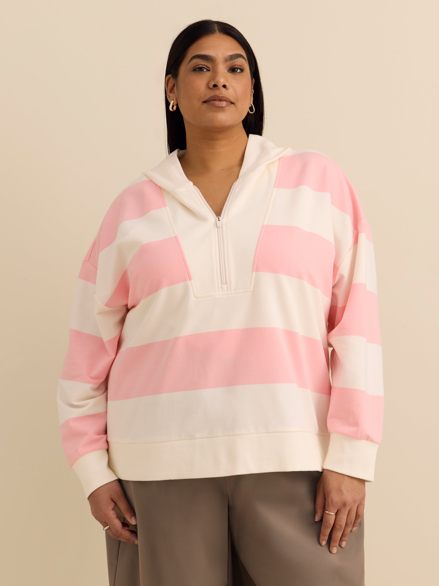 Long Pull-Over Sweatshirt with Hood - Active Zone