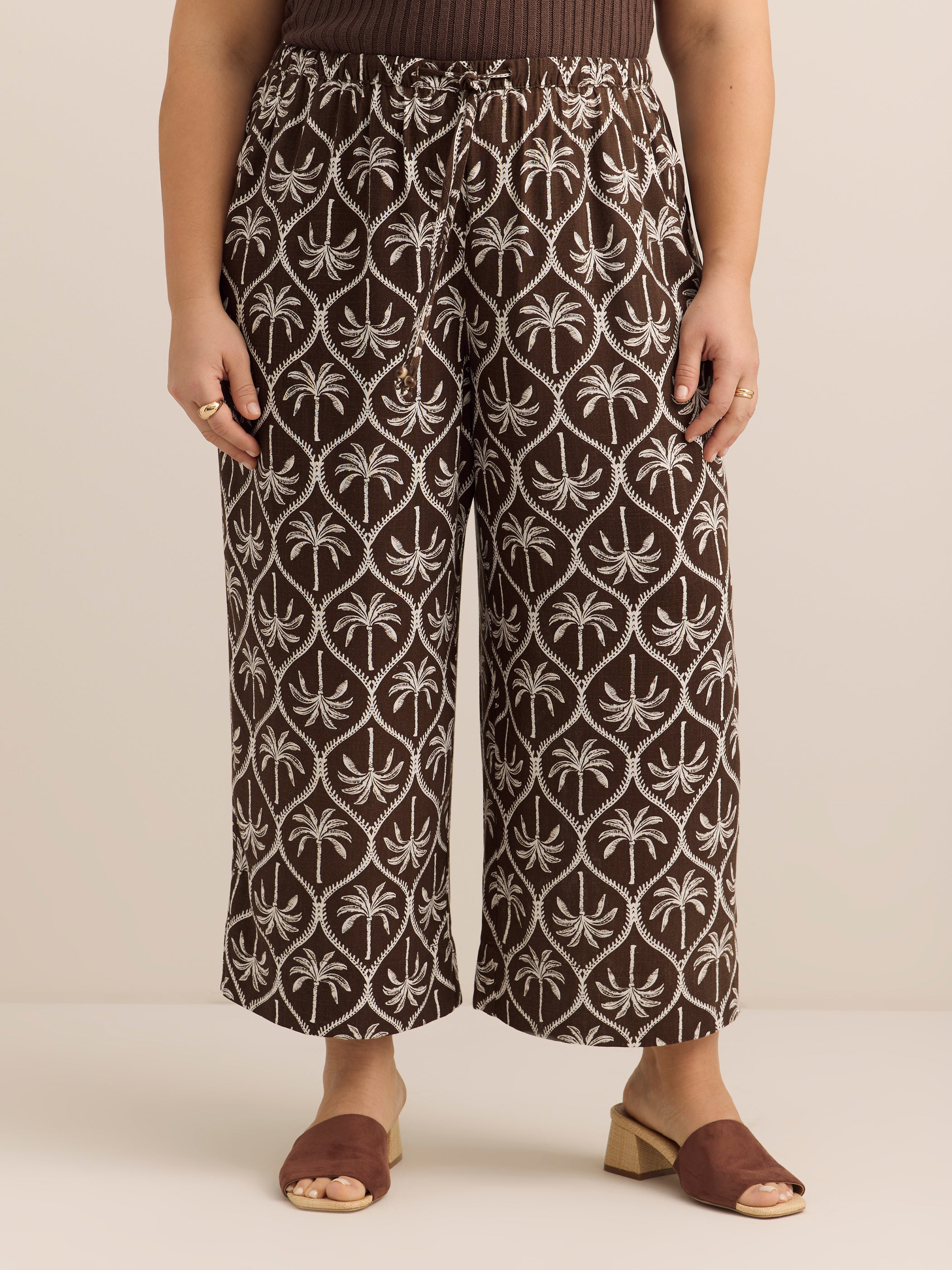 Linen-Blend Wide-Leg Crop Pant with Drawstring at Waistband