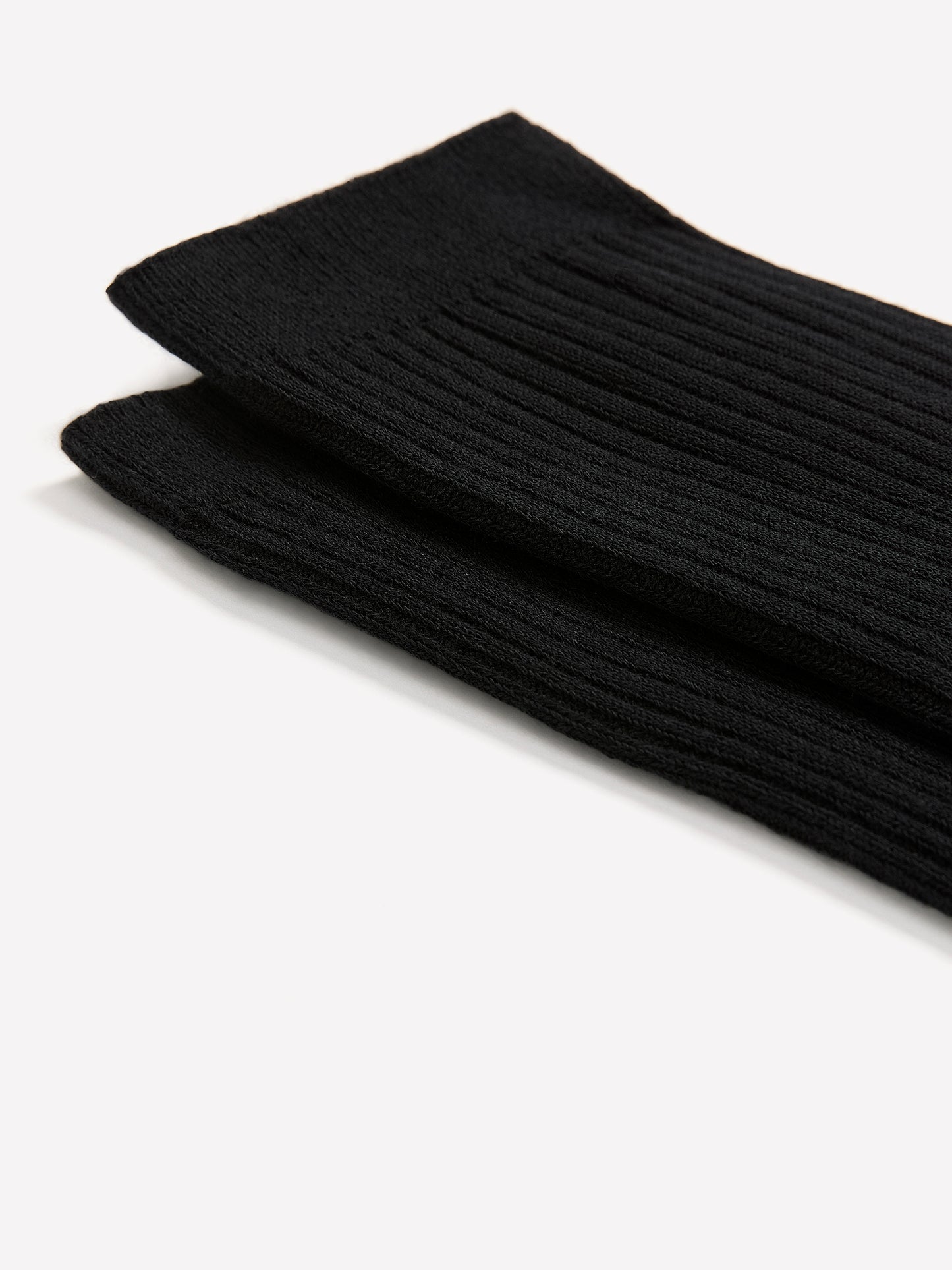 Ribbed Textured Knit Crew Socks