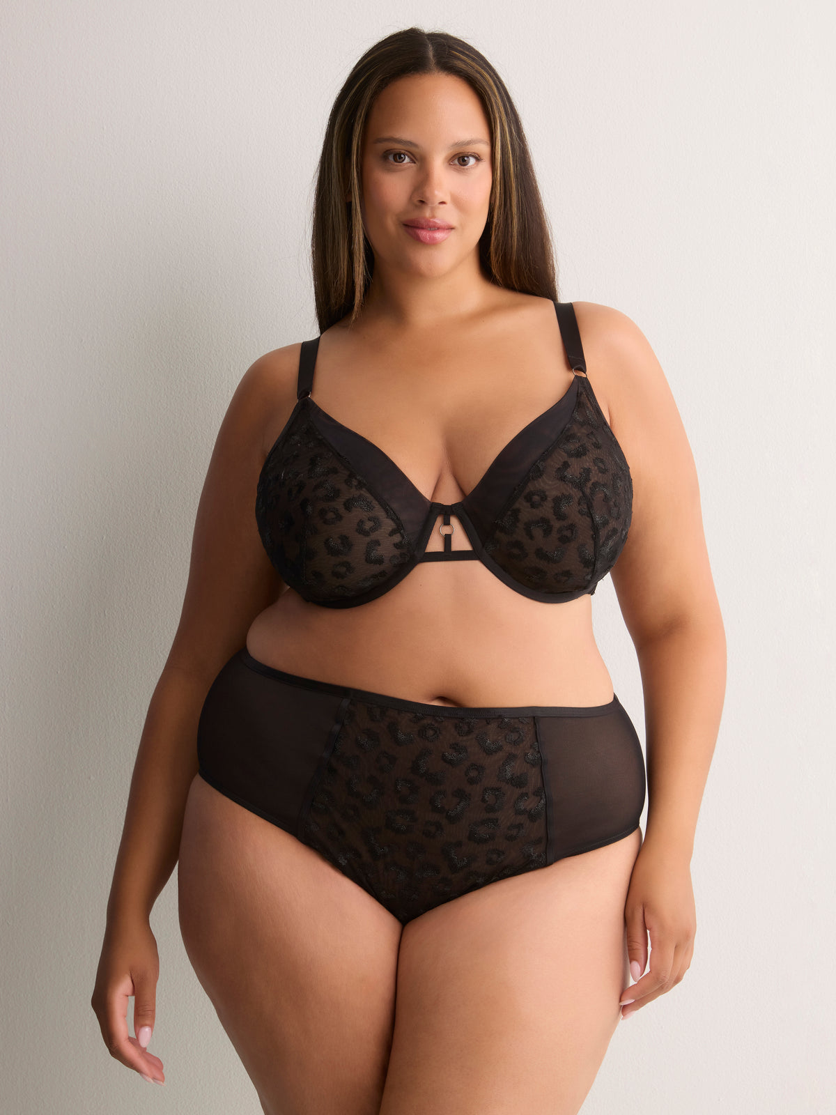 Sexy Black Unlined Plunge Bra with Cheetah Embroidery - Déesse Collection