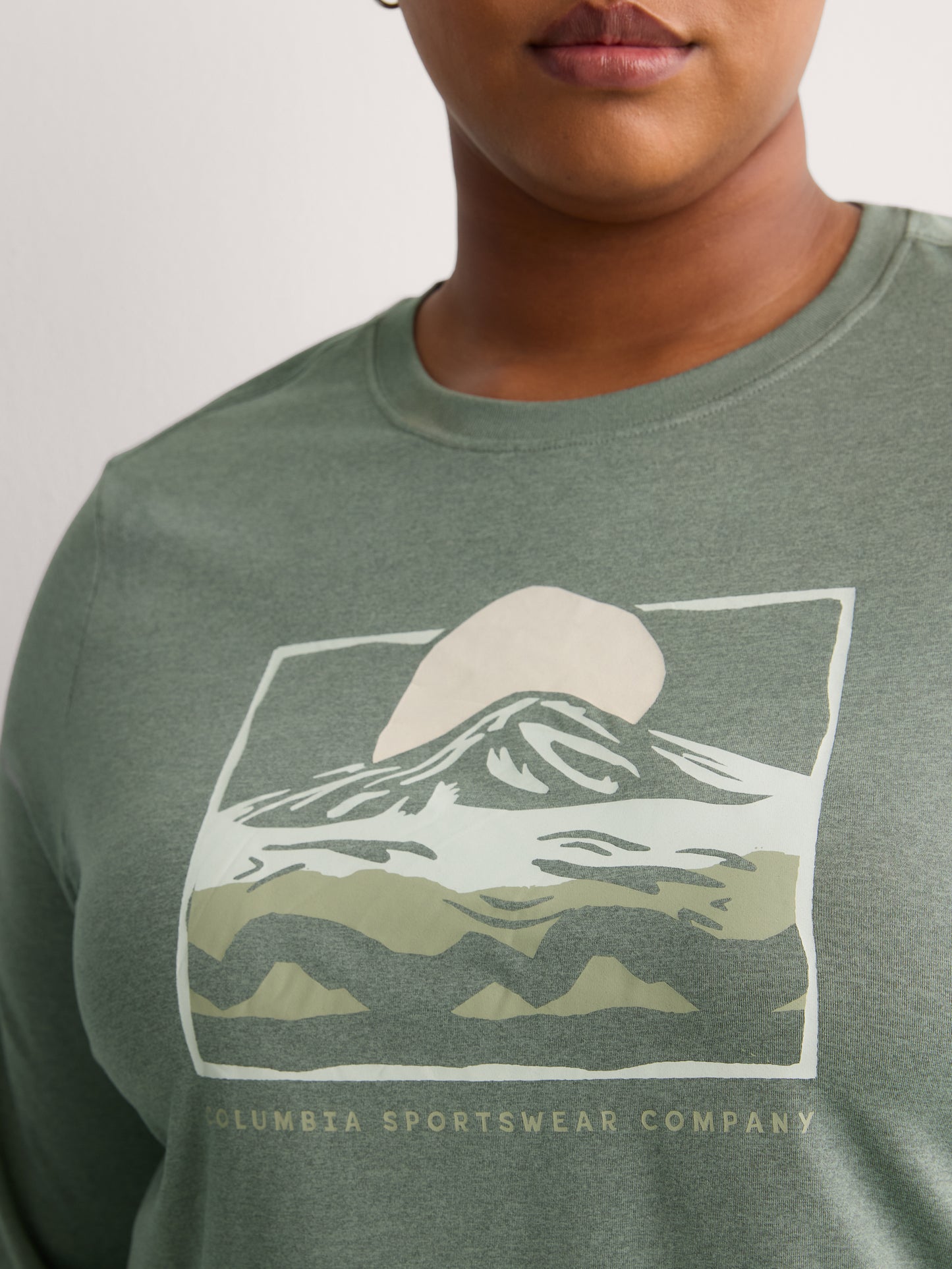 Parsons Point Long Sleeve Graphic T-Shirt - Columbia