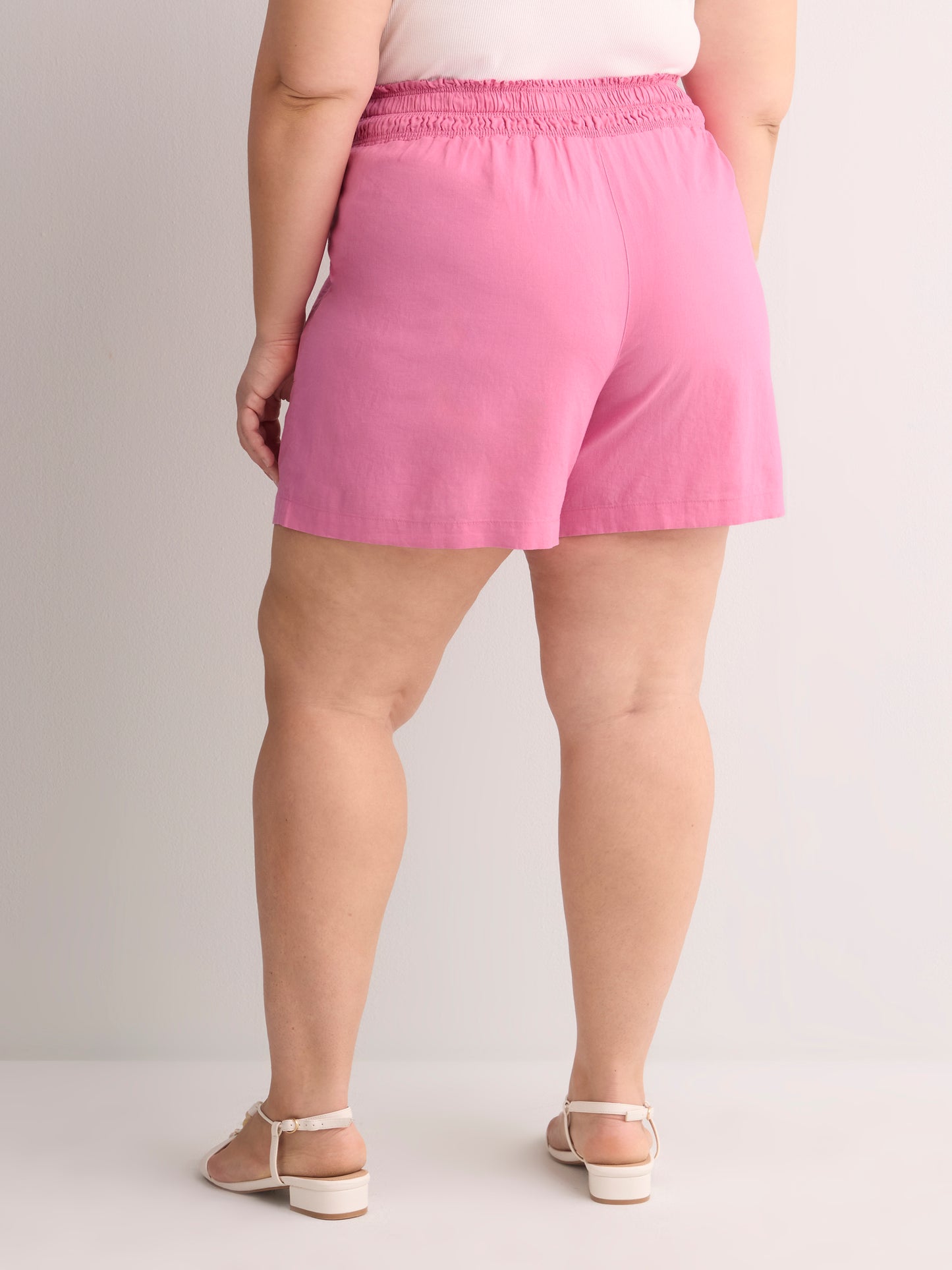 Linen Blend Pull-On Short