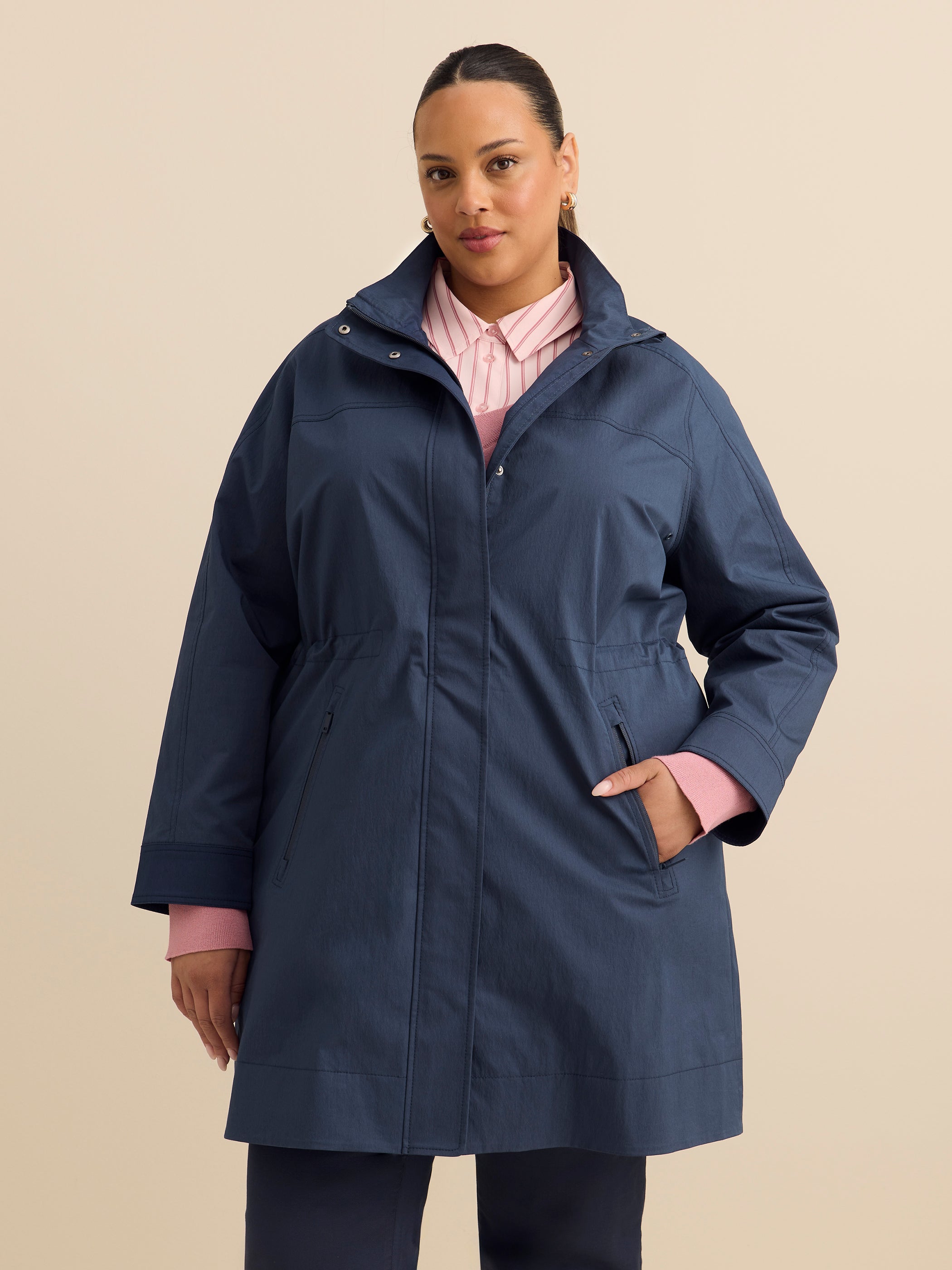 Manteau imperméable froissé long