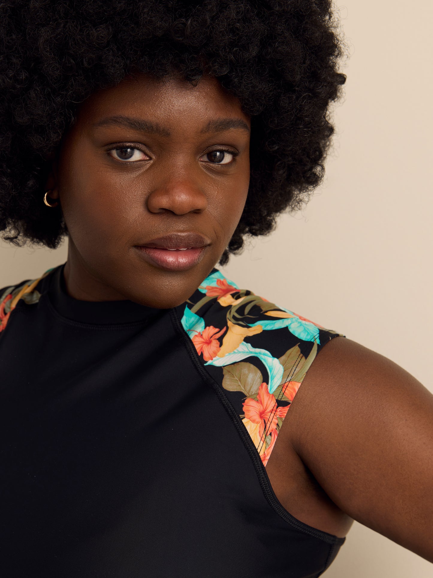 Black Tropical Cap-Sleeve Exhale Rashguard - Body Glove