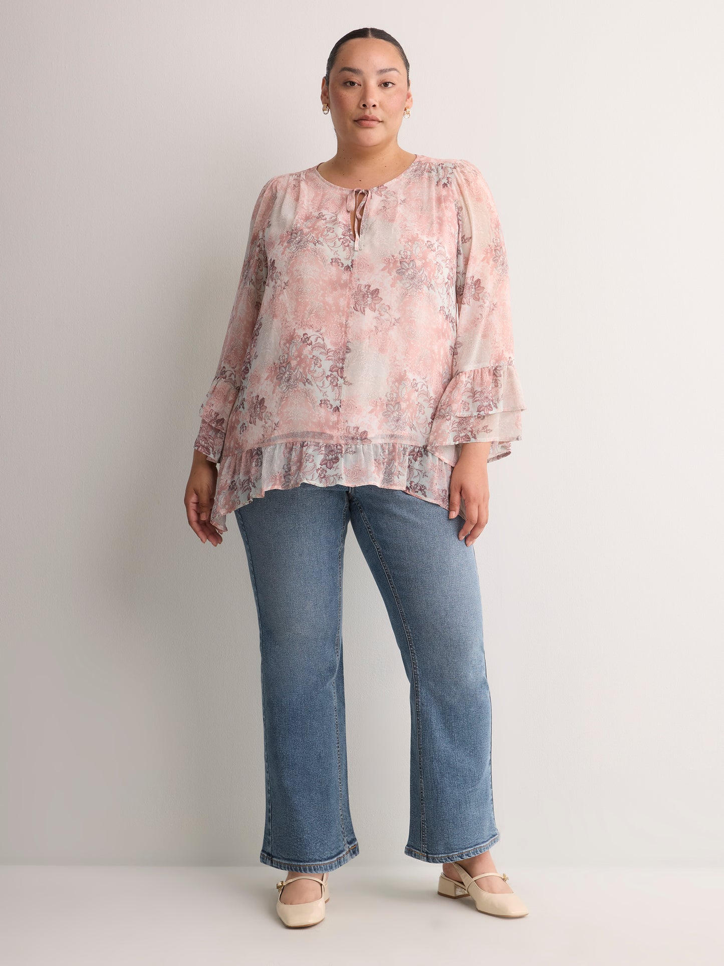 Classic-Fit High-Rise Bootcut Denim Pant - d/C jeans