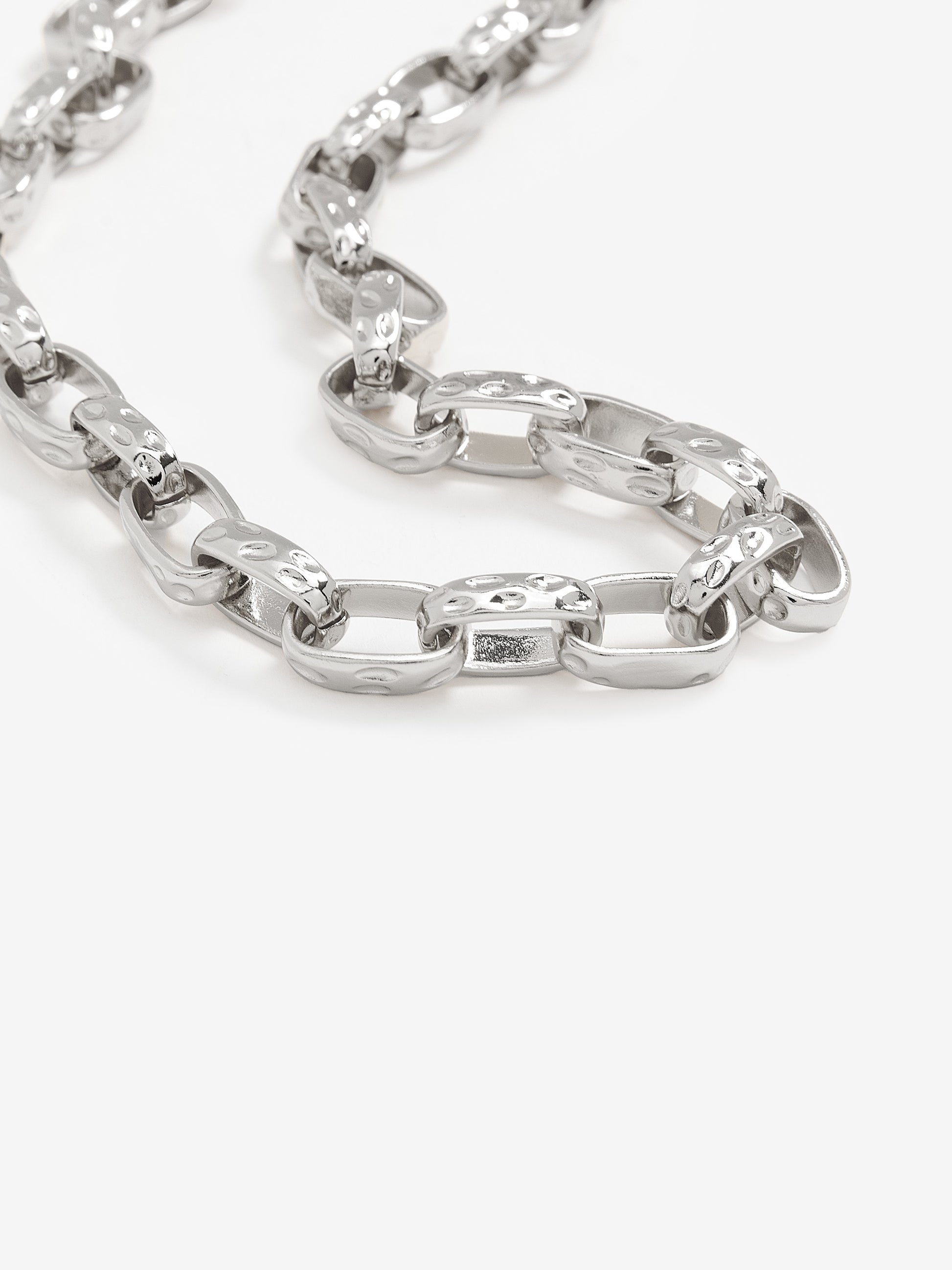 Short Chunky Link Necklace