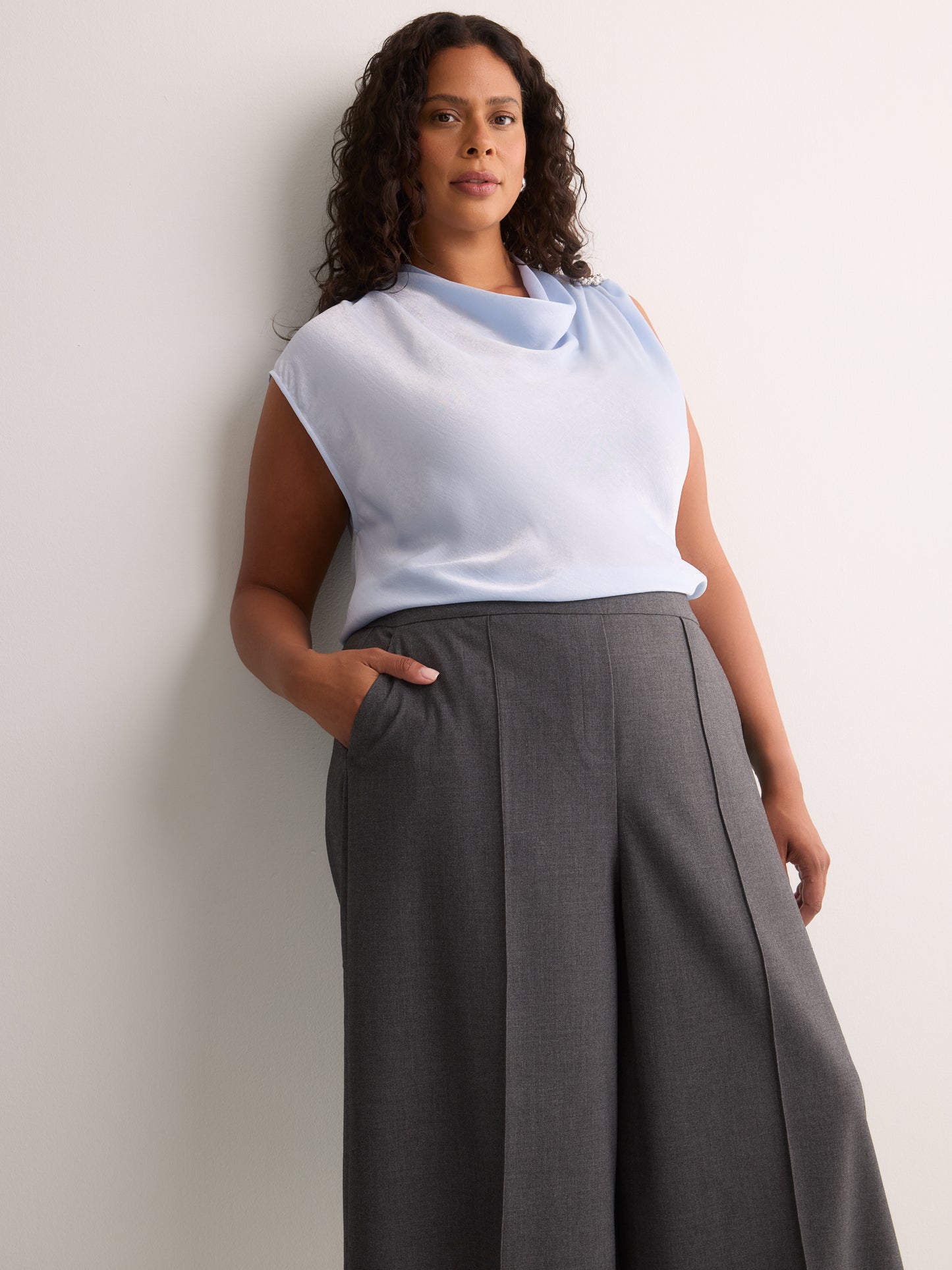 Pintuck Pull-On Crop Culotte Pant