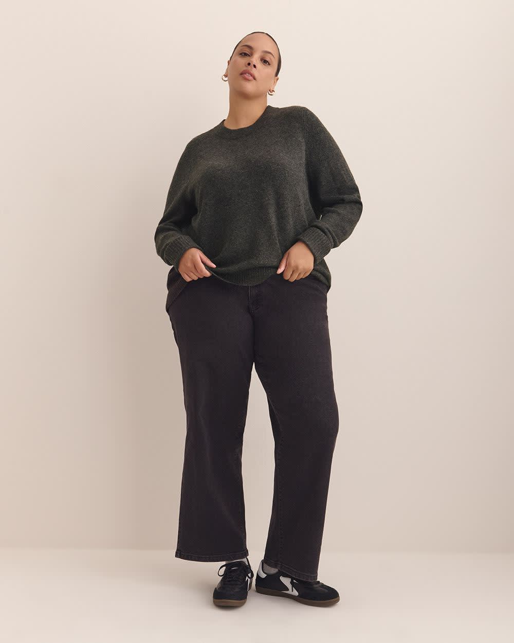 Pull à col rond et mailles métalliques