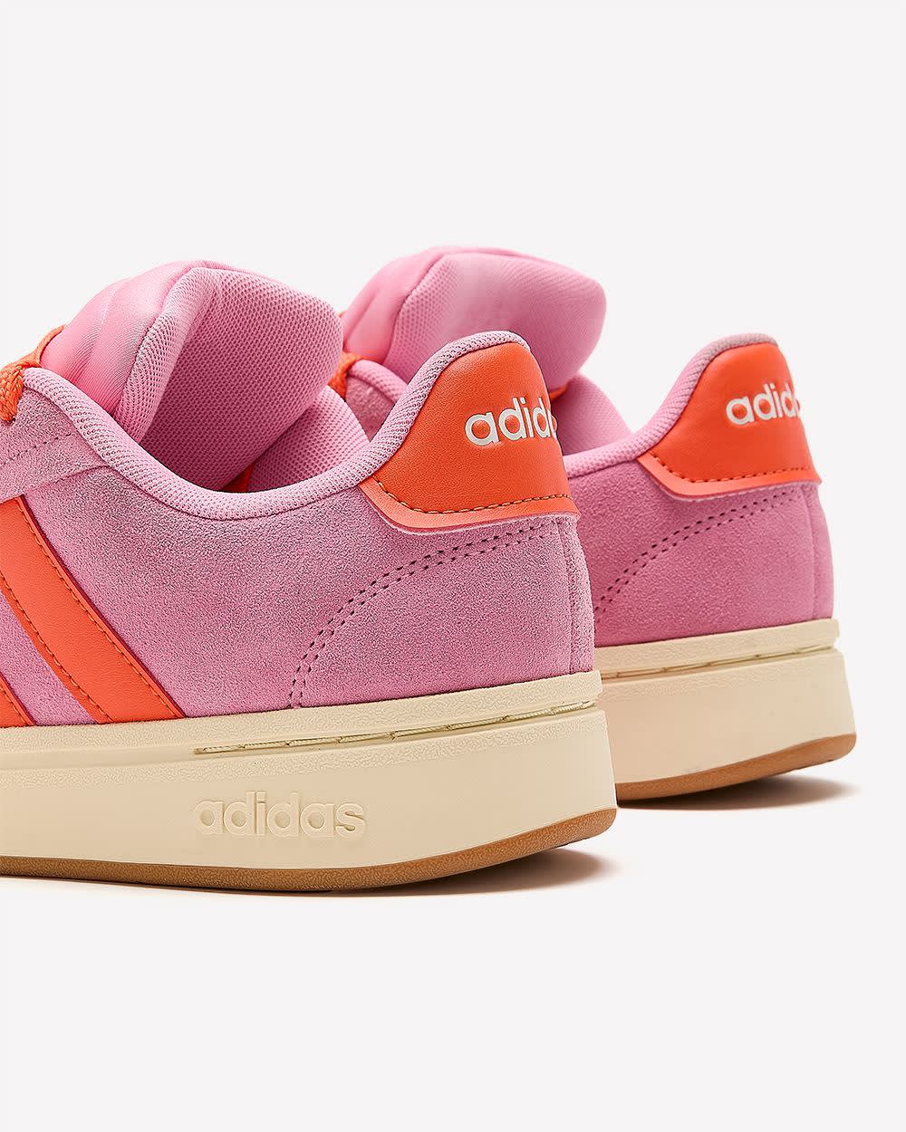 Chaussure rose Grand Court, largeur régulière - adidas