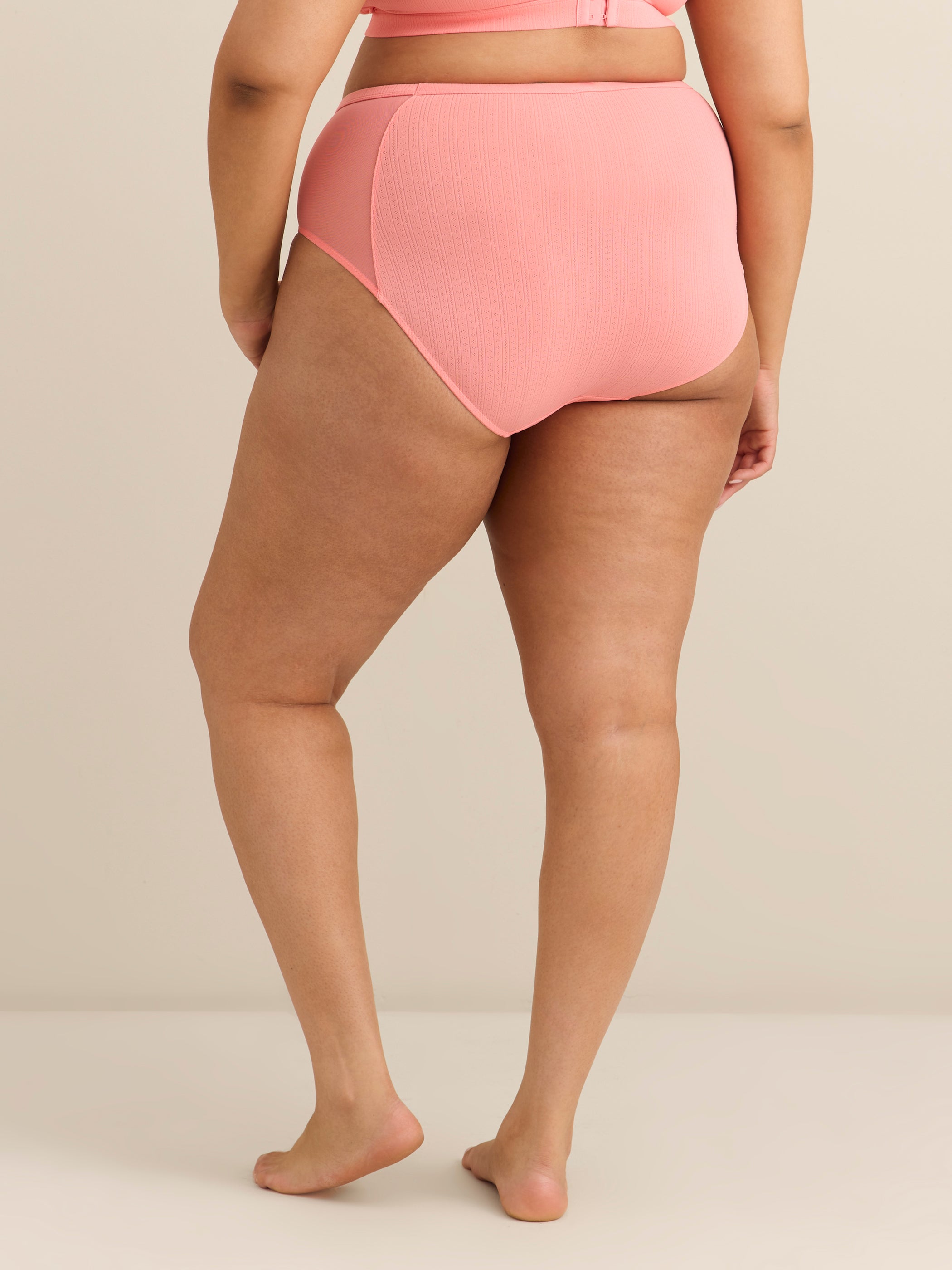 Pink Light-Control Pointelle Brief - Déesse Collection