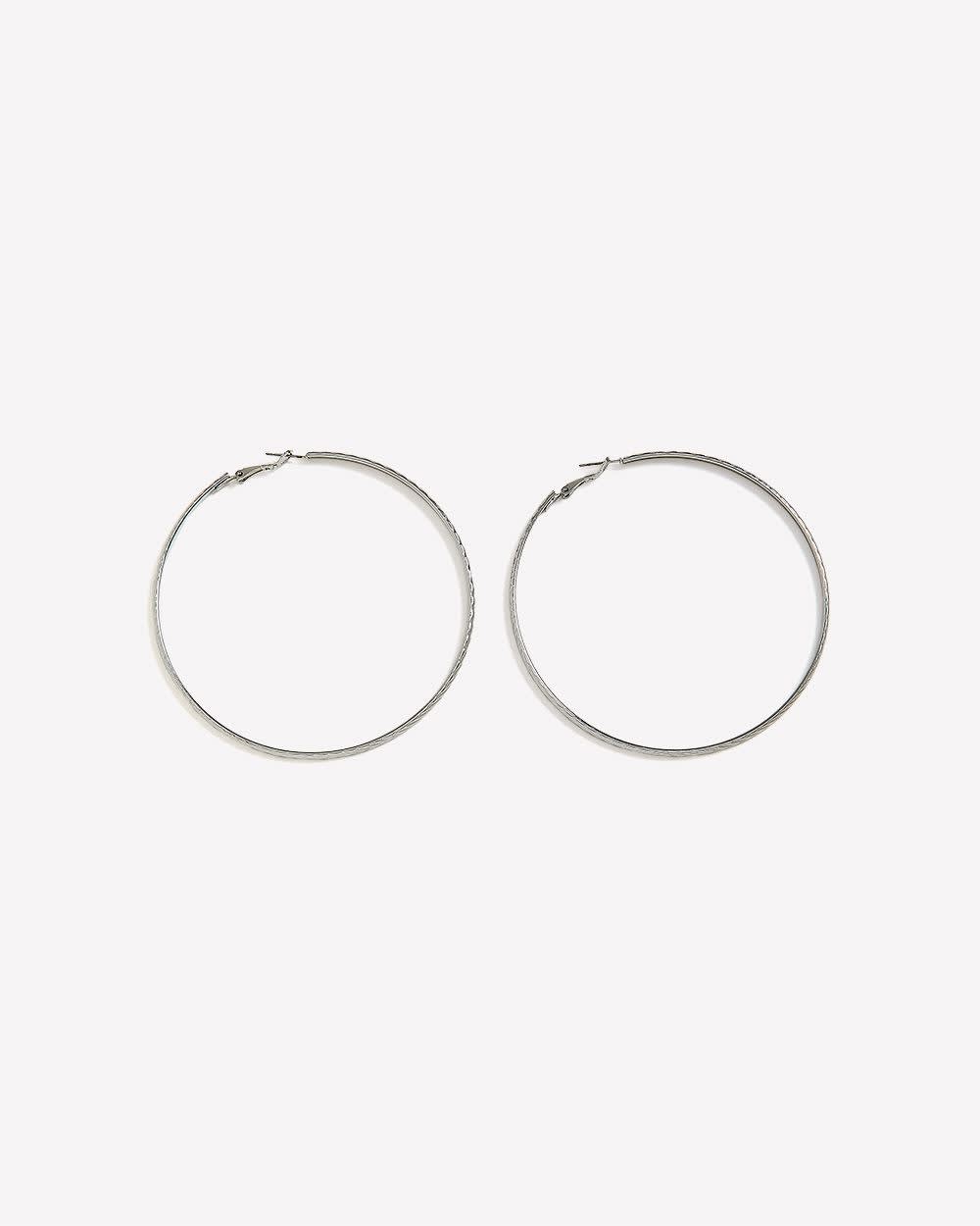 Grandes boucles d'oreilles anneaux argentées