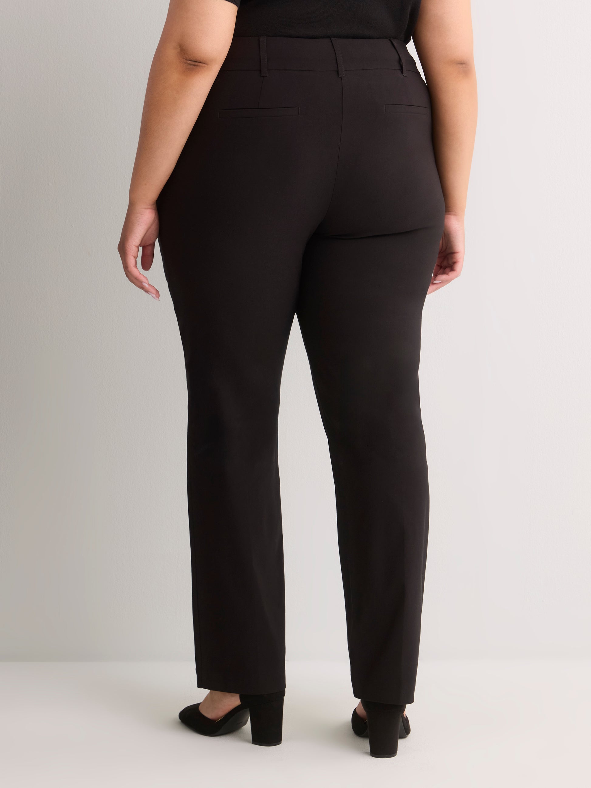 Responsible, Savvy Fit Straight-Leg Pant - PENN. Essentials