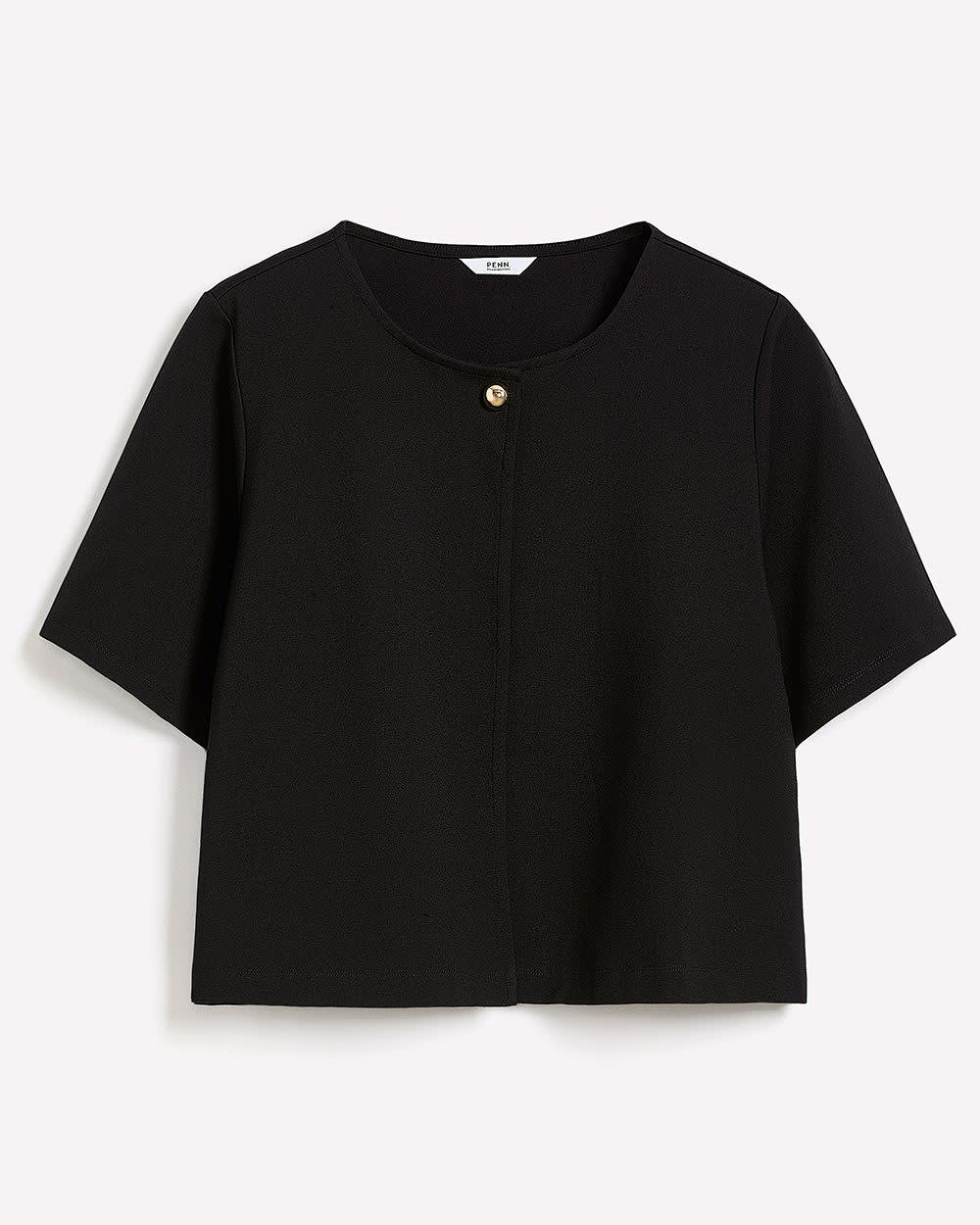 Par-dessous noir avec bouton