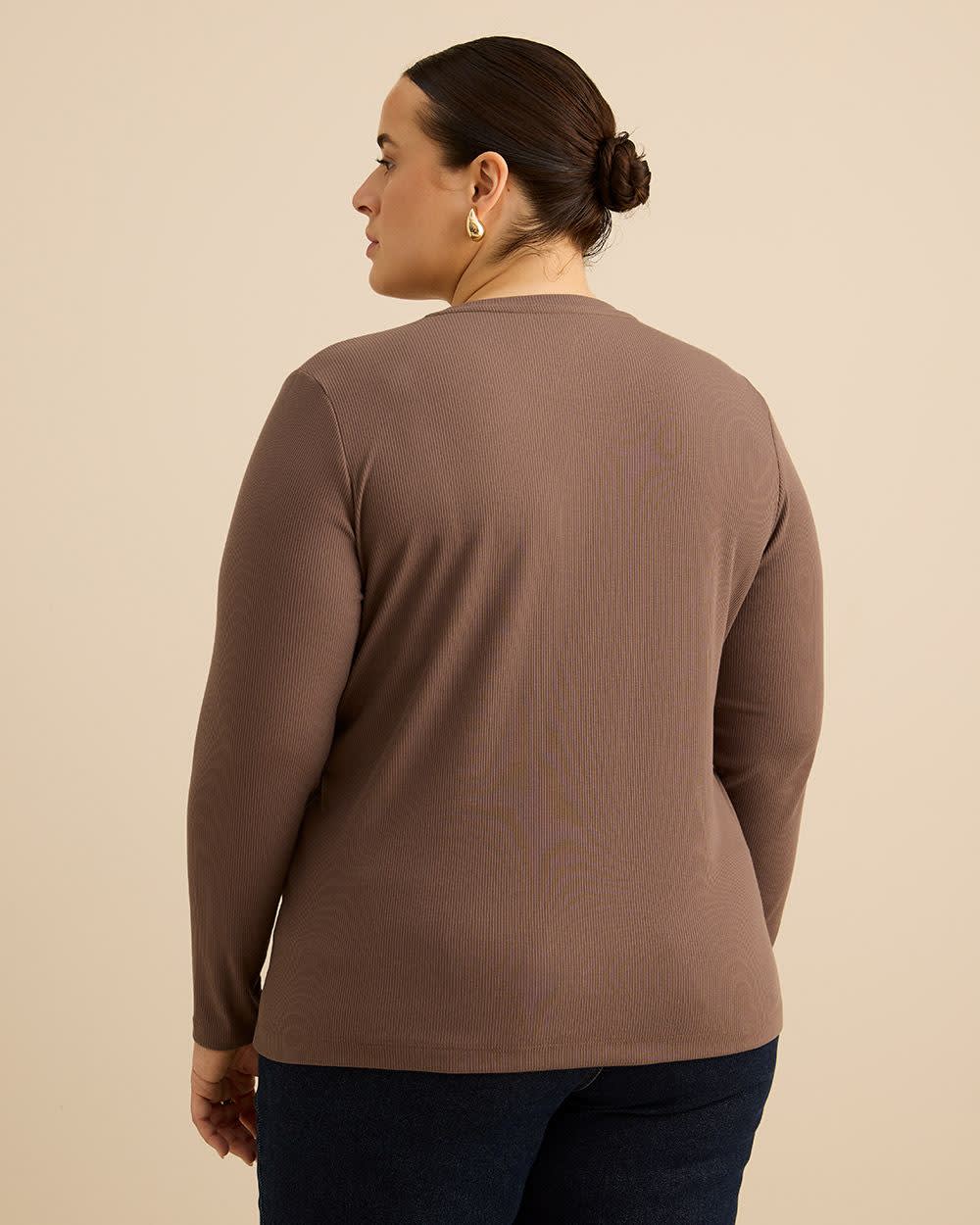 Boyfriend-Fit Ribbed Knit Tee - PENN. Essentials