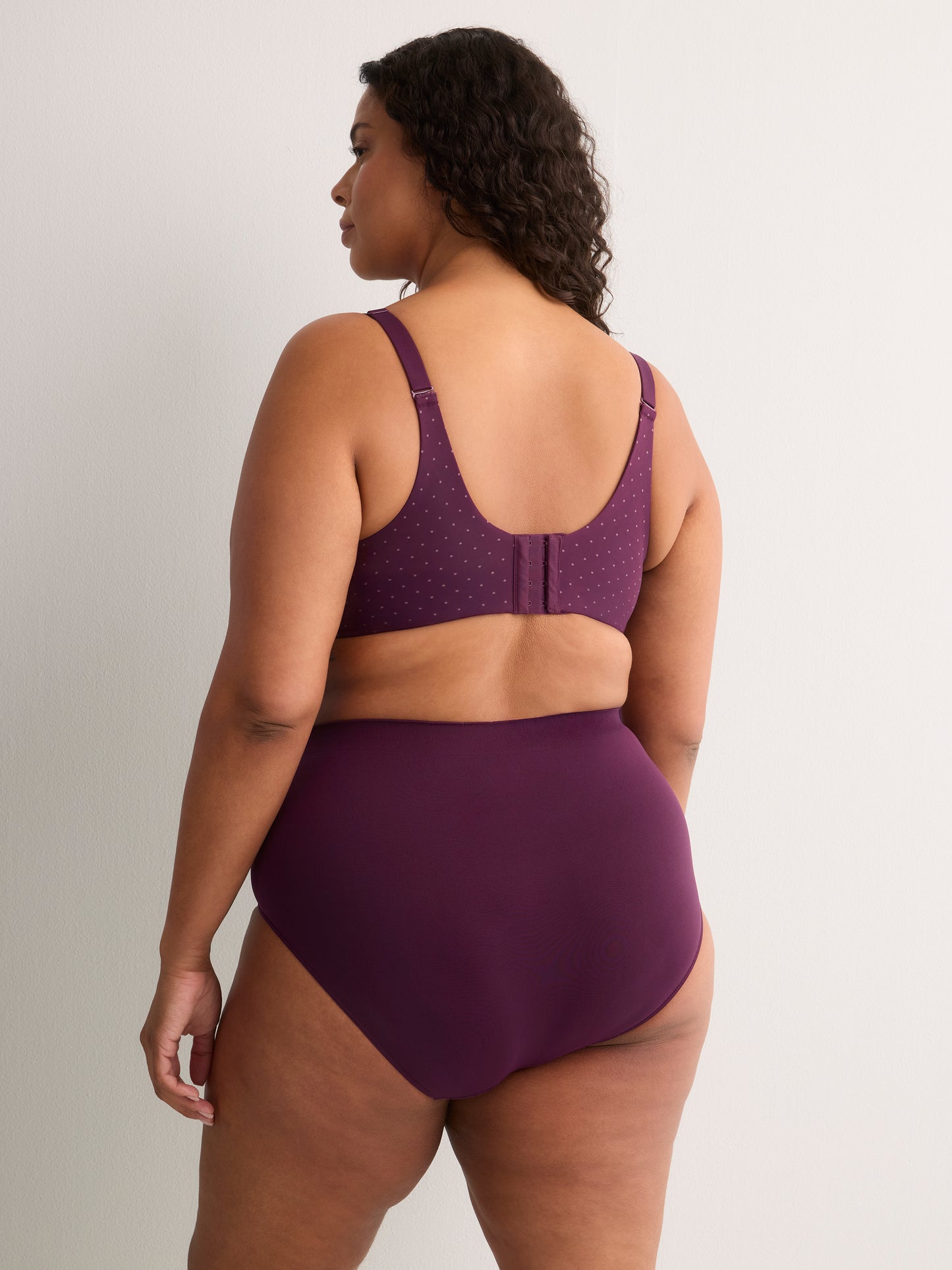 Underwire Dotted Microfibre Padded Plunge Bra with Lace - Déesse