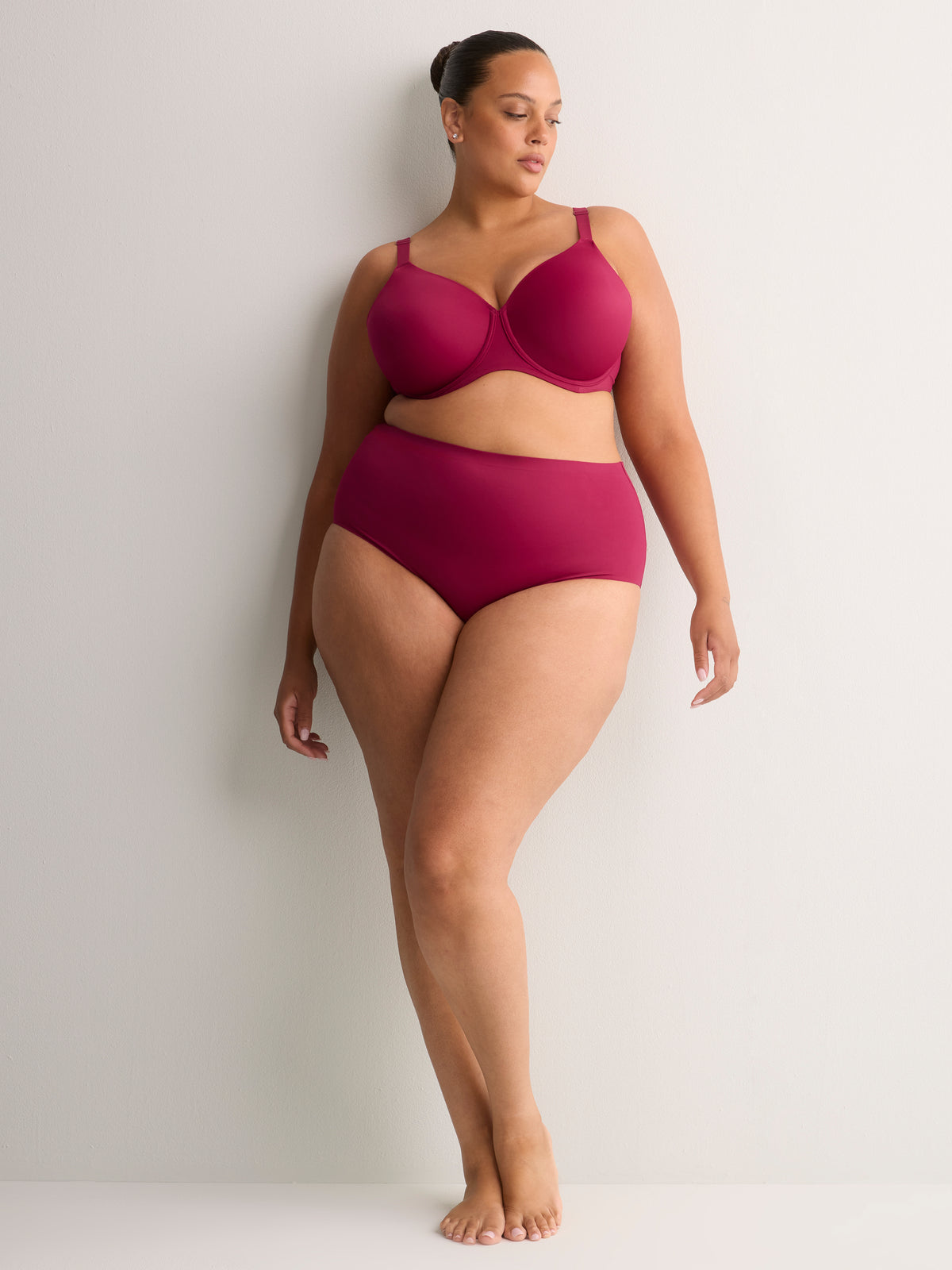 Essential Microfibre Lightly Padded Underwire T-Shirt Bra - tiVOGLIO