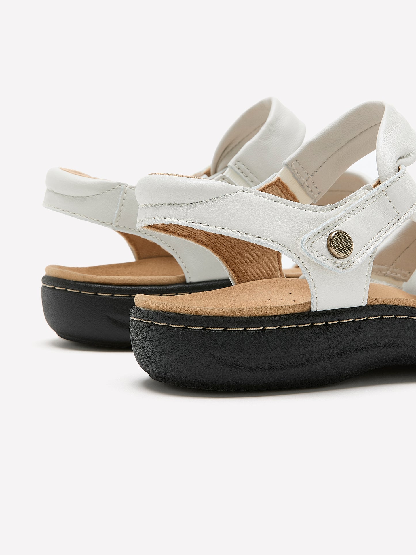 Wide Width, Flat Laurieann Bell Strappy Sandal - Clarks