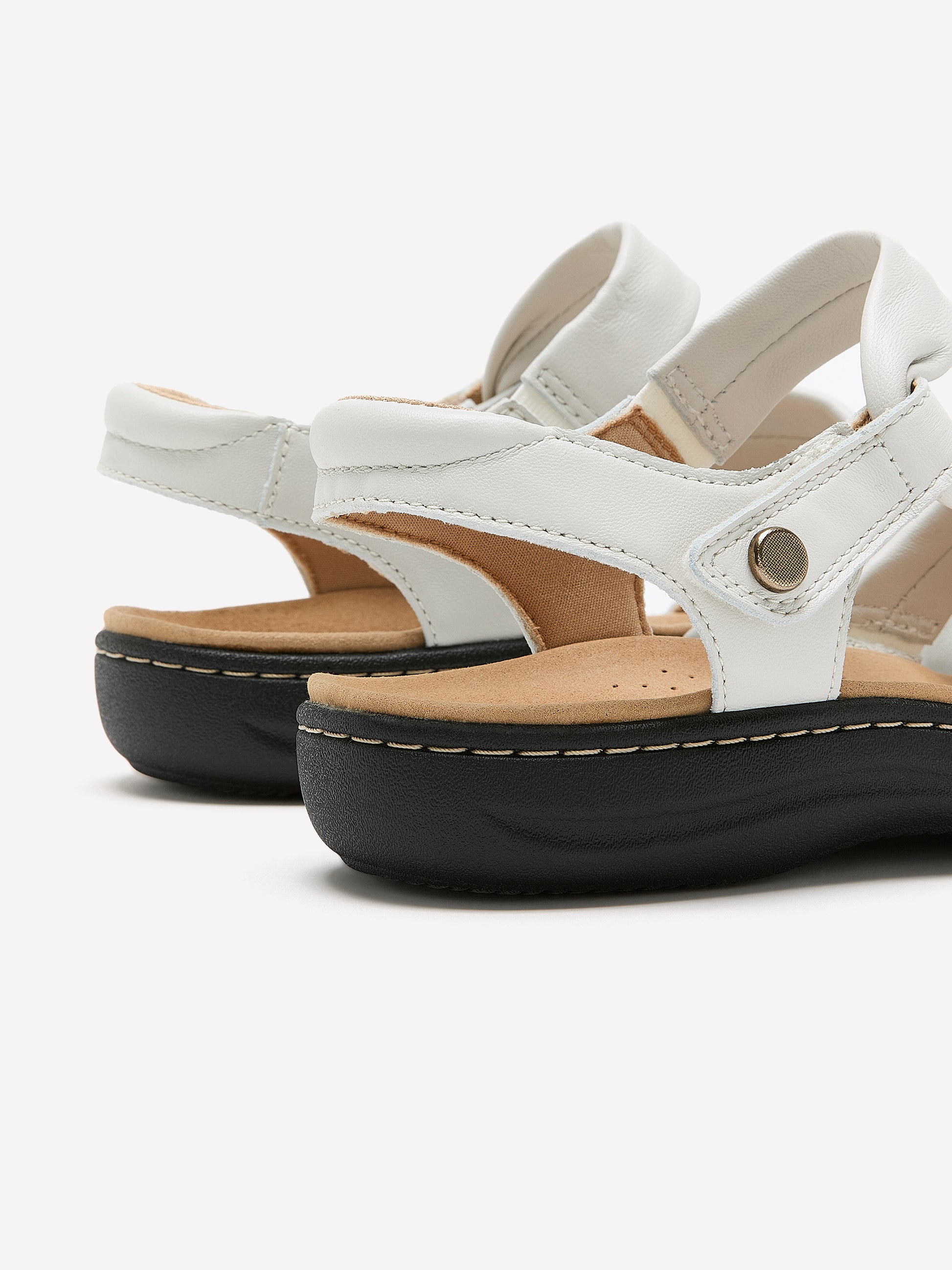 Wide Width, Flat Laurieann Bell Strappy Sandal - Clarks