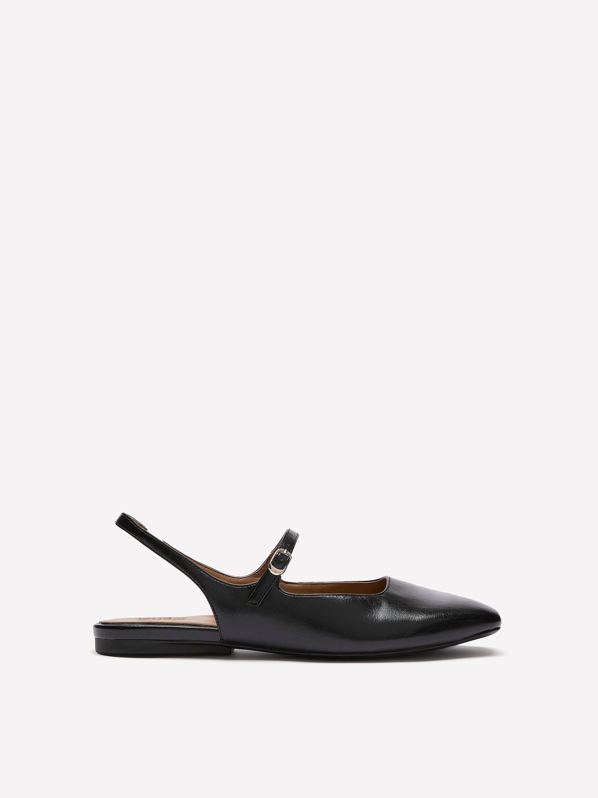 Chaussure plate en cuir noir avec bride au talon, pied large - Naturalizer