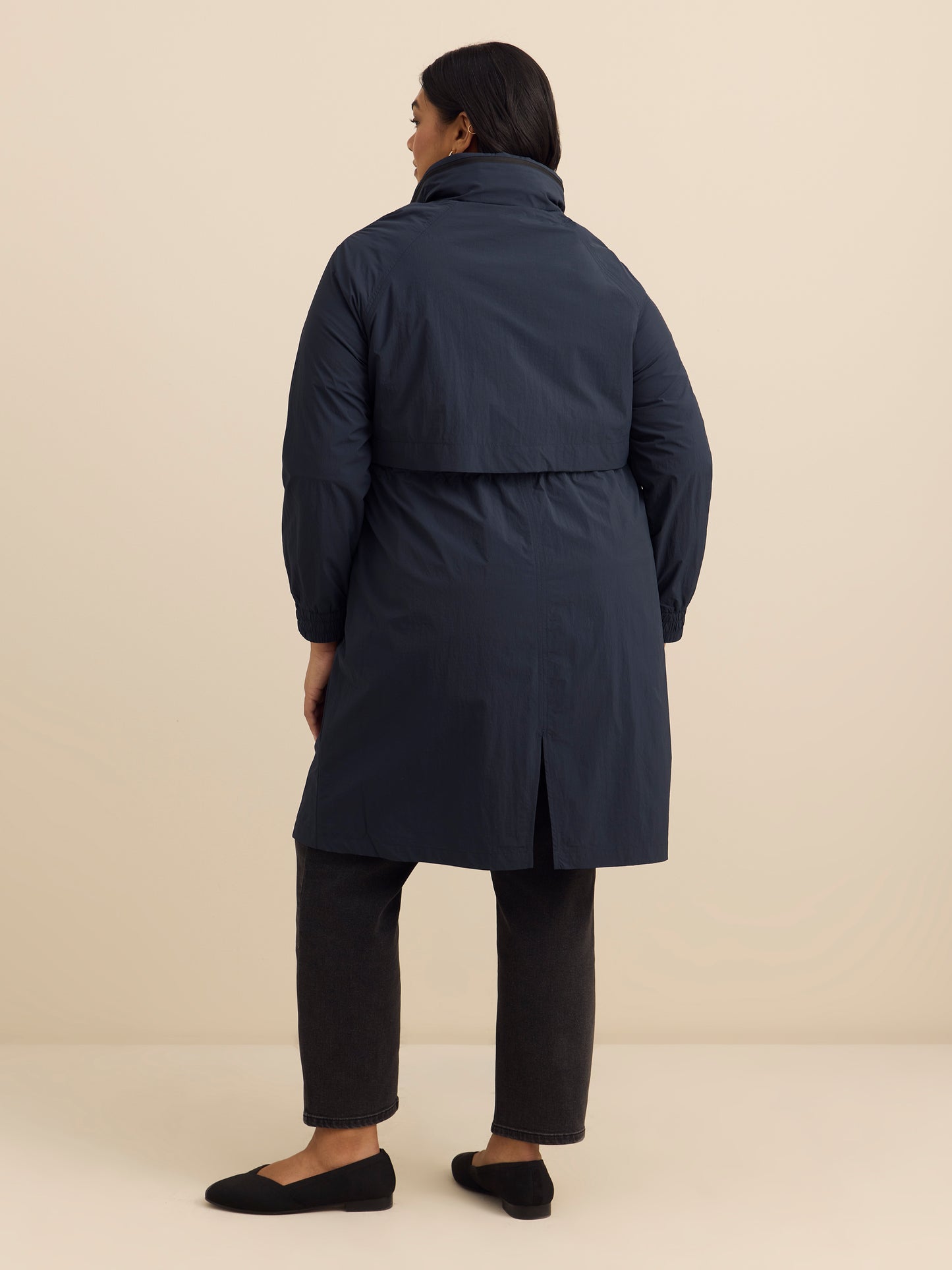 Long Water-Repellent Windbreaker - ActiveZone