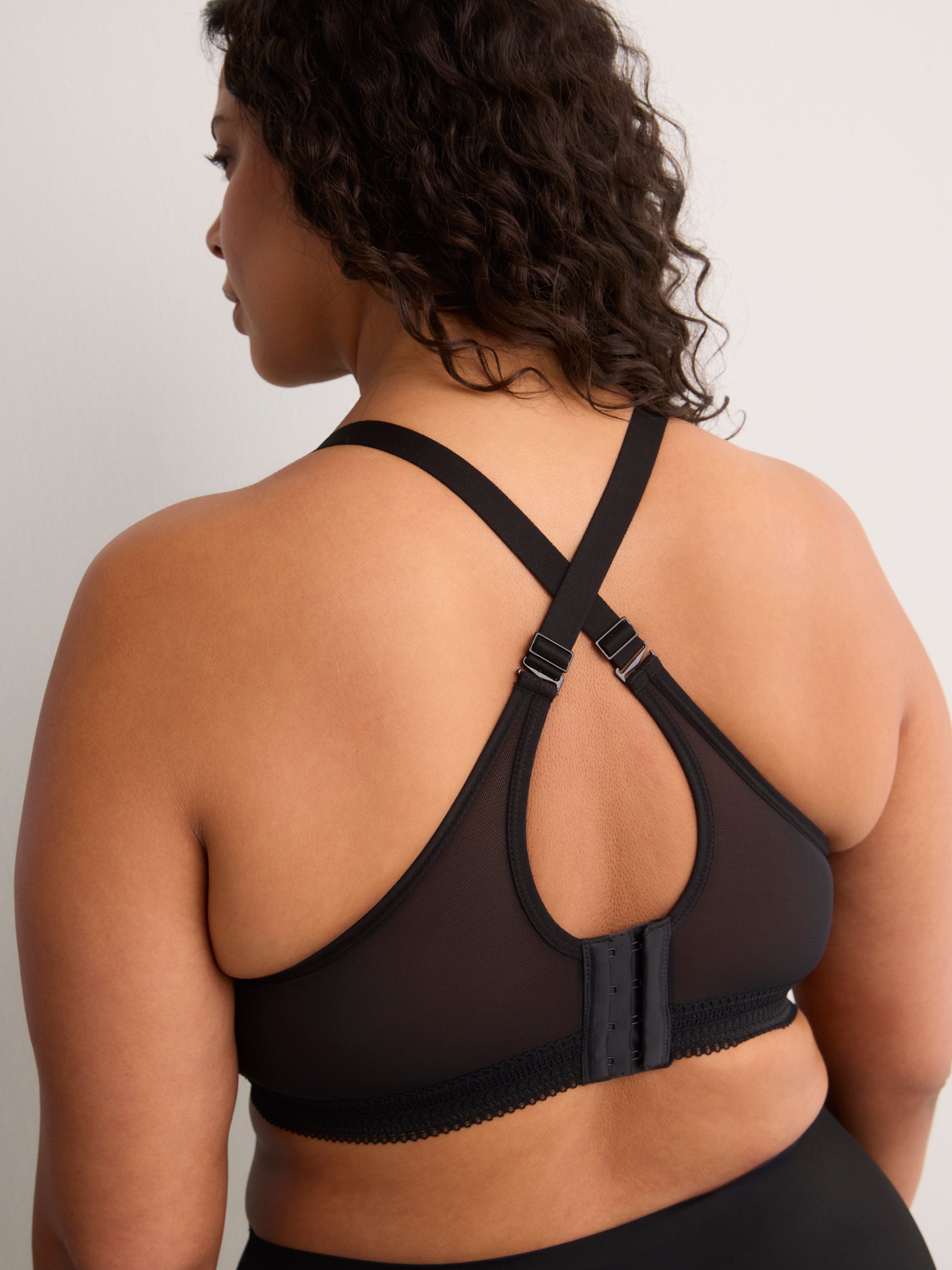 Lace Knit Bralette - tiVOGLIO