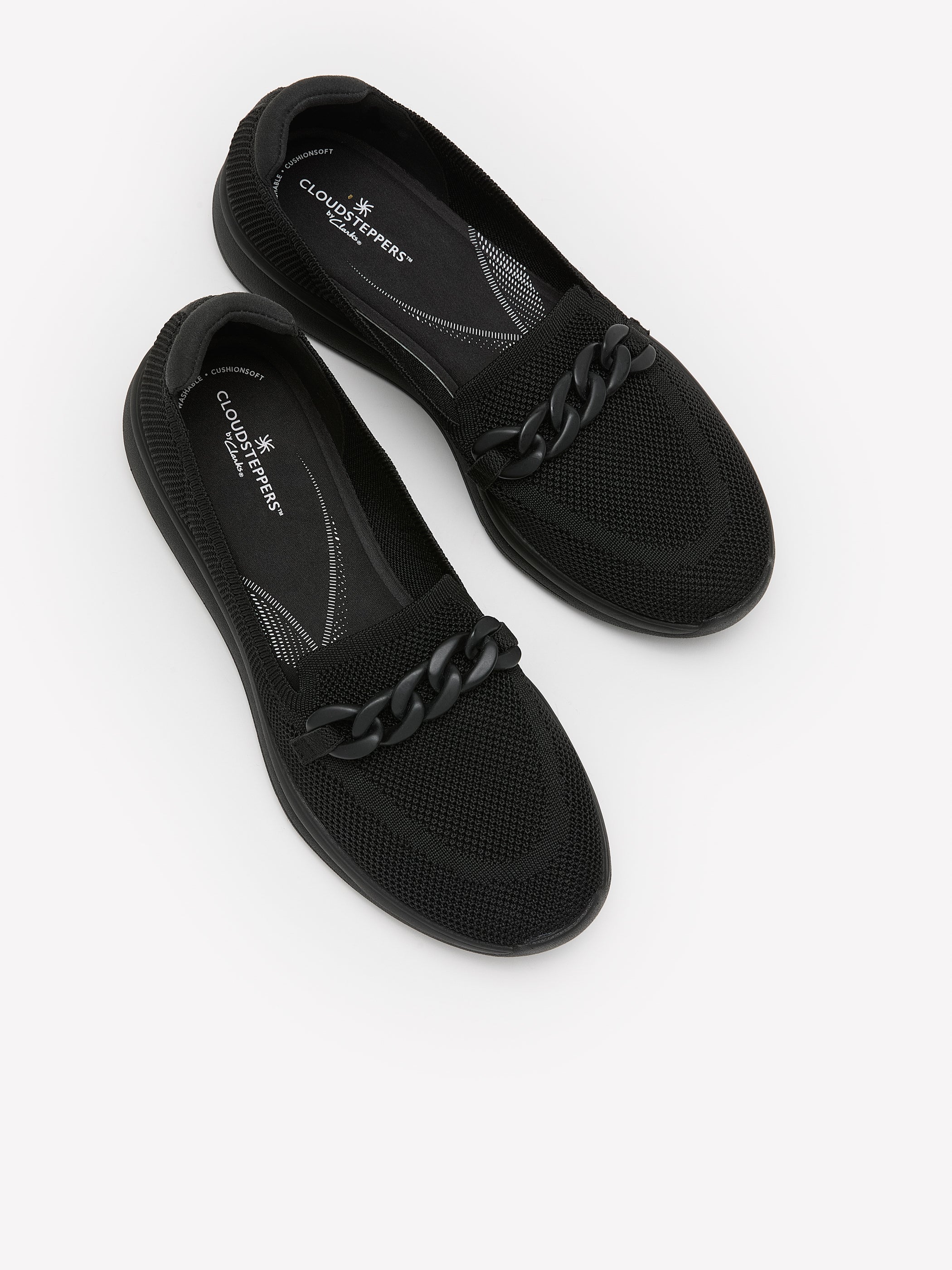 Chaussure Ezrin Cove avec chaîne décorative, pied large - Clarks