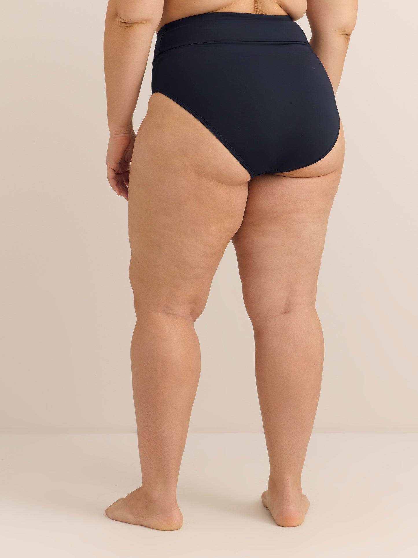 Culotte de maillot bleue échancrée à taille haute croisée 