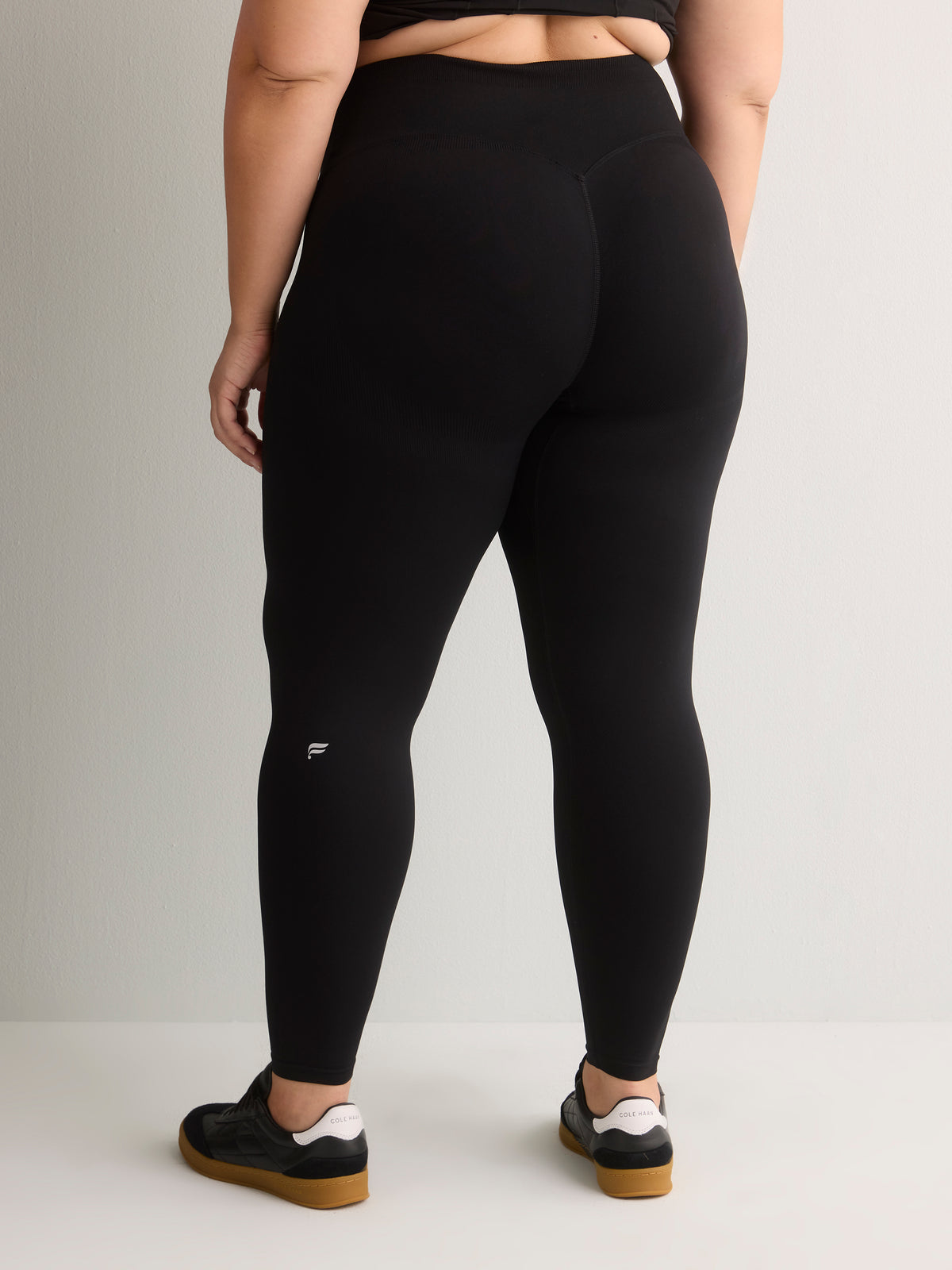 Black Seamless Scrunch High-Waisted Legging - Fabletics