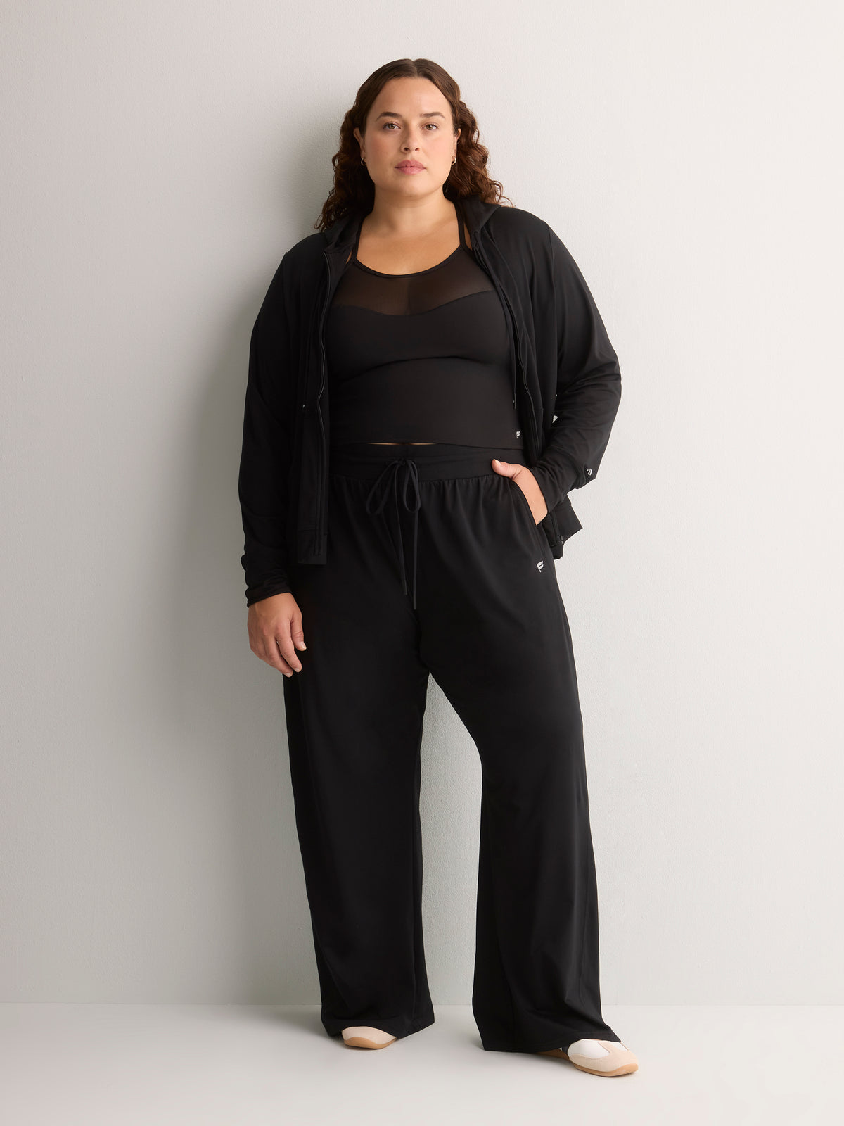 Cloud Jersey Wide-Leg Jogger Pant - Fabletics