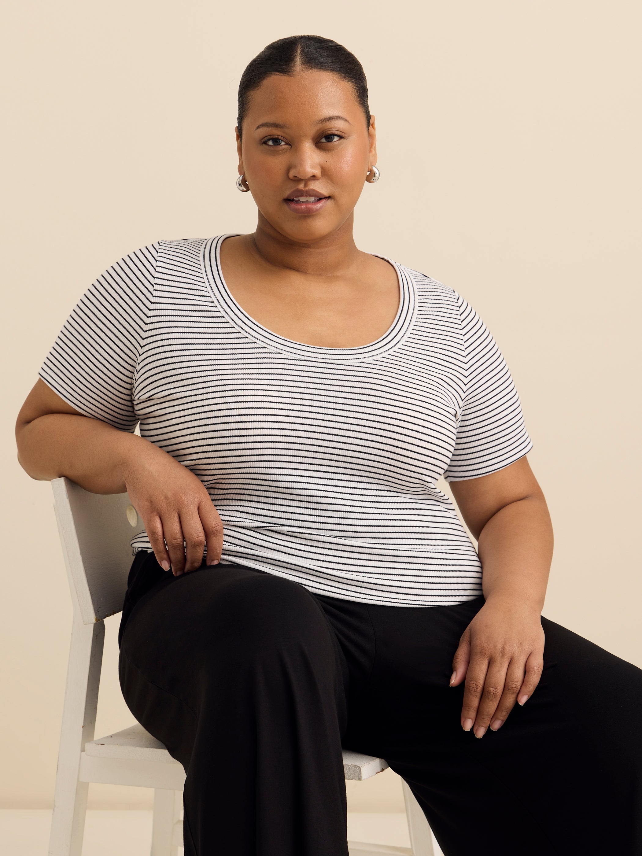 Wide-Leg Cropped Pants