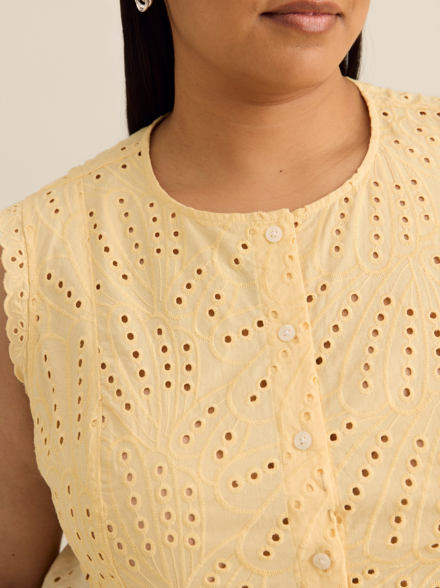 Sleeveless Buttoned Down Eyelet Blouse