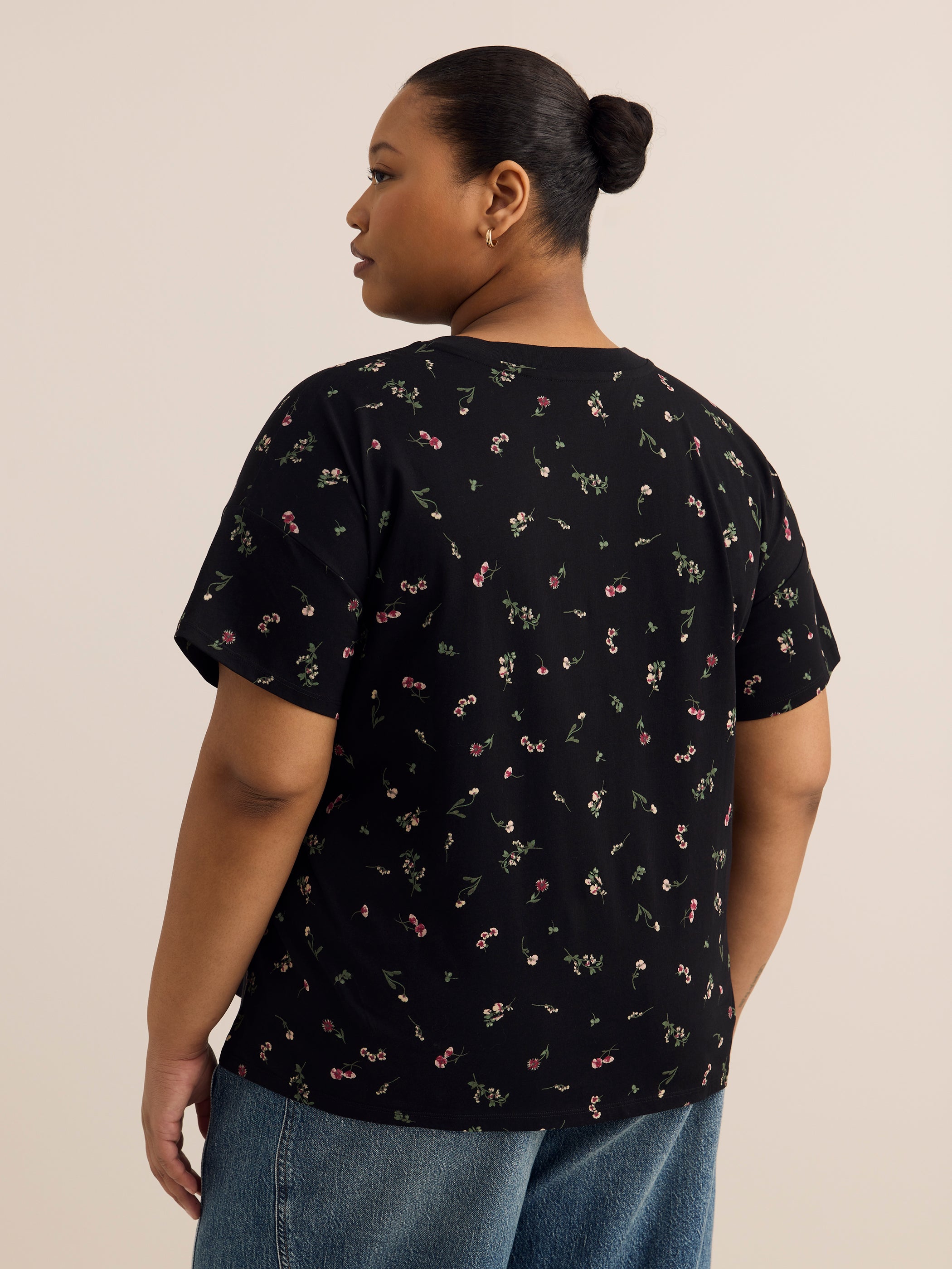 Boxy-Fit Printed Short-Sleeve Crew-Neck T-Shirt