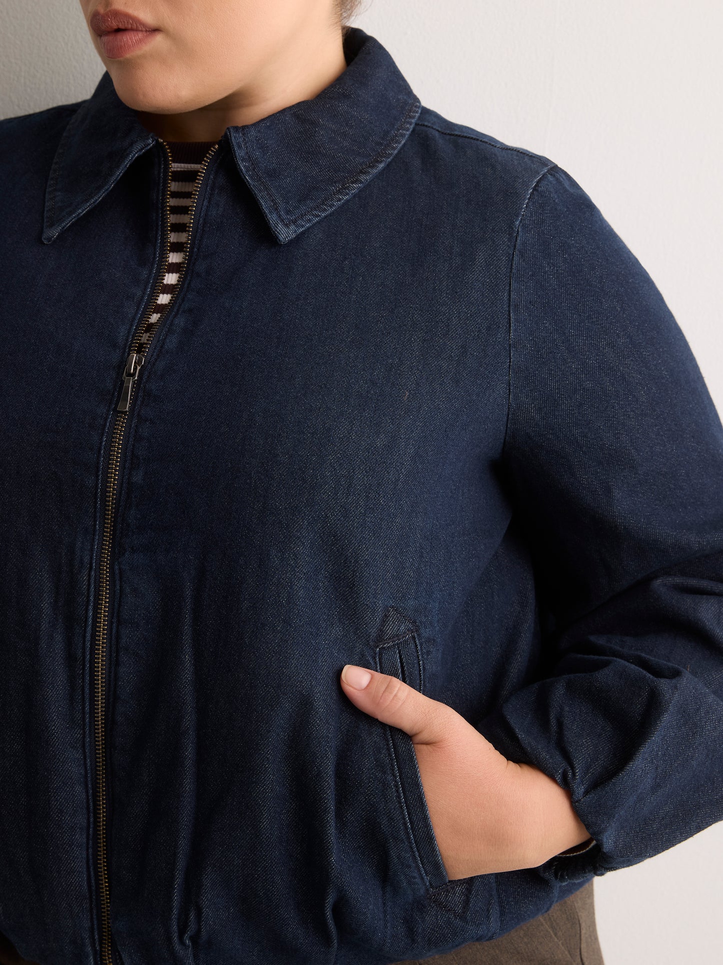 Dark Zip Bubble Denim Jacket