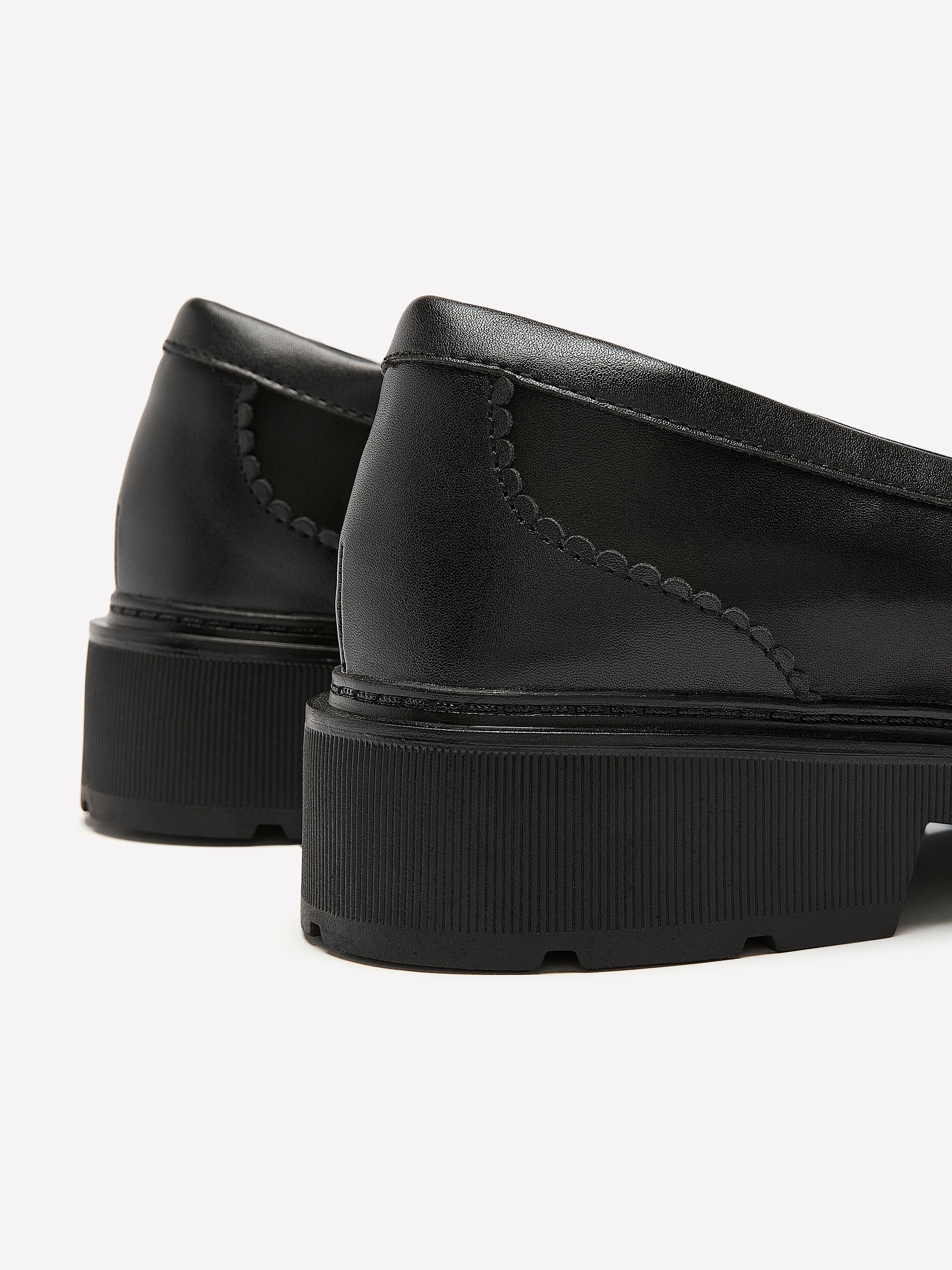 Wide Width, Lauryl Black Leather Loafer with Tassel - Clarks