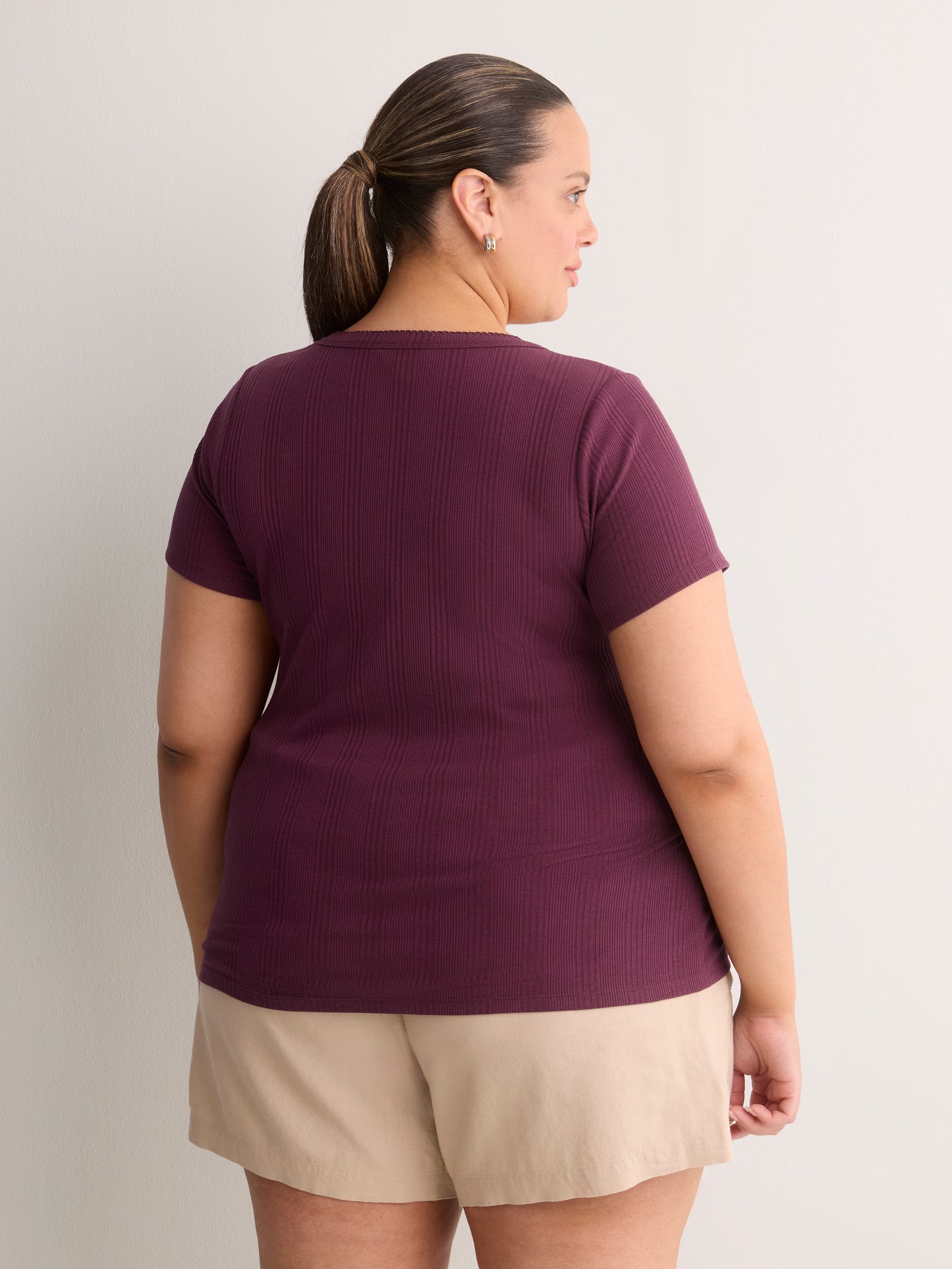 Ribbed Knit Fitted Short-Sleeve T-Shirt