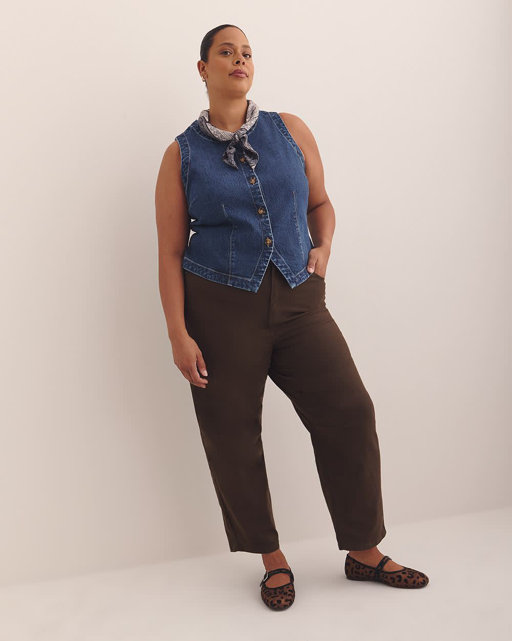 Sleeveless Buttoned-Down Denim Vest - d/C JEANS