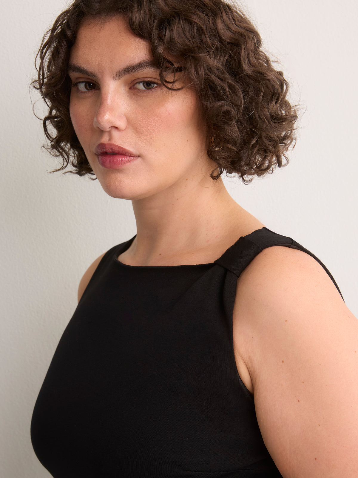 Black Sleeveless Boat-Neck Dress - Addition Elle