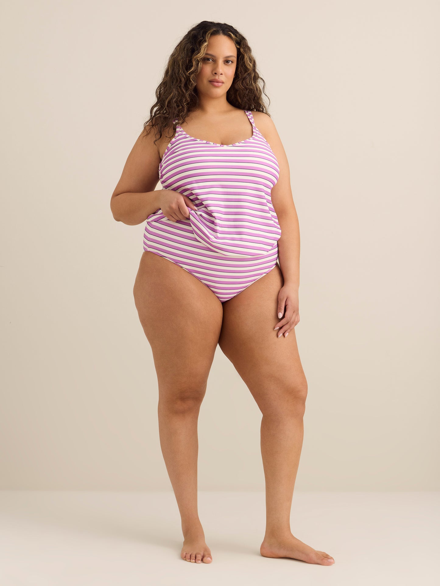 Culotte de maillot taille haute à rayures blanches et violettes