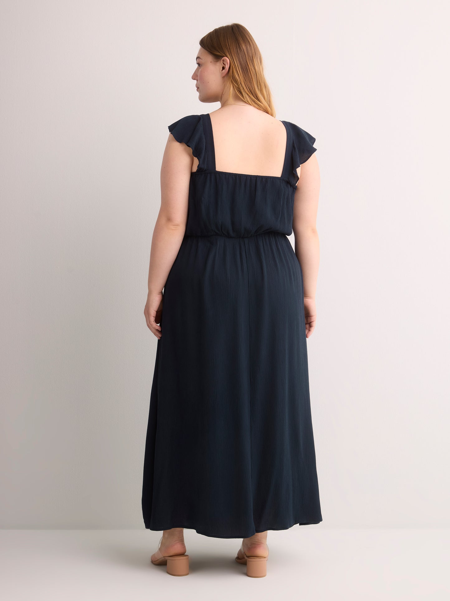 Ruffled Sleeveless Heart-Shaped Midi Dress with Crochet Tape